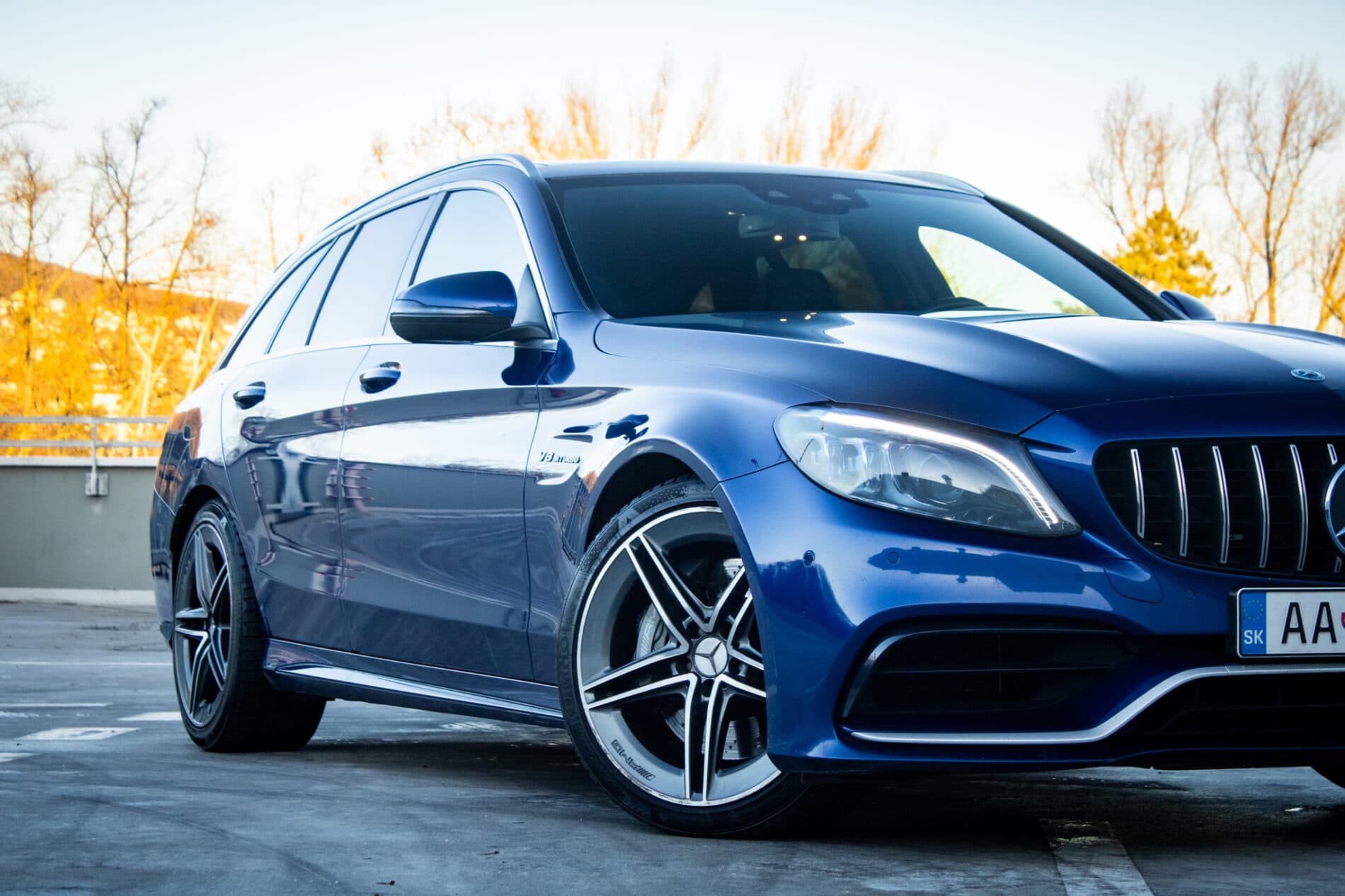 2019 Mercedes-Benz C 63 AMG, modrá kombi, 96 334 km