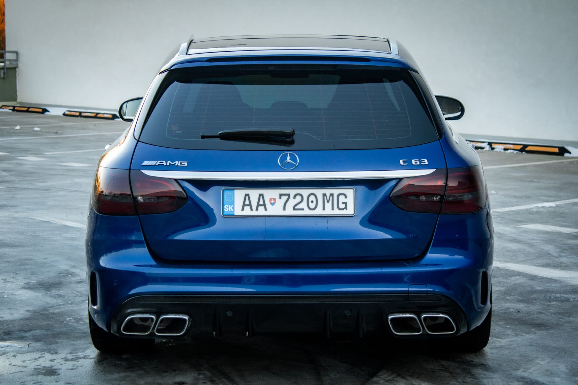 2019 Mercedes-Benz C 63 AMG, modrá kombi, 96 334 km