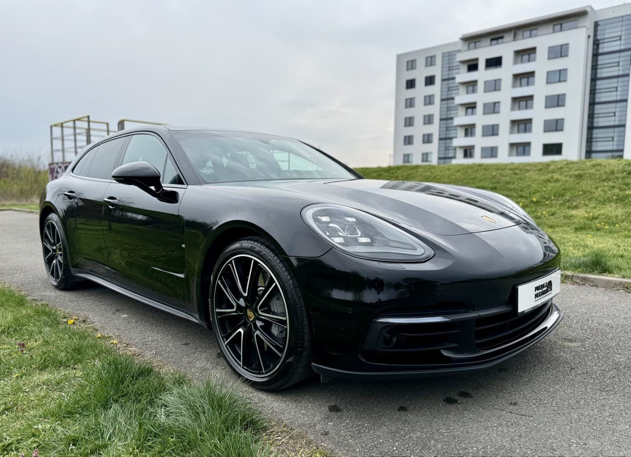 2018 Porsche Panamera 4S Sport Turismo, čierna kombi, 106 000 km