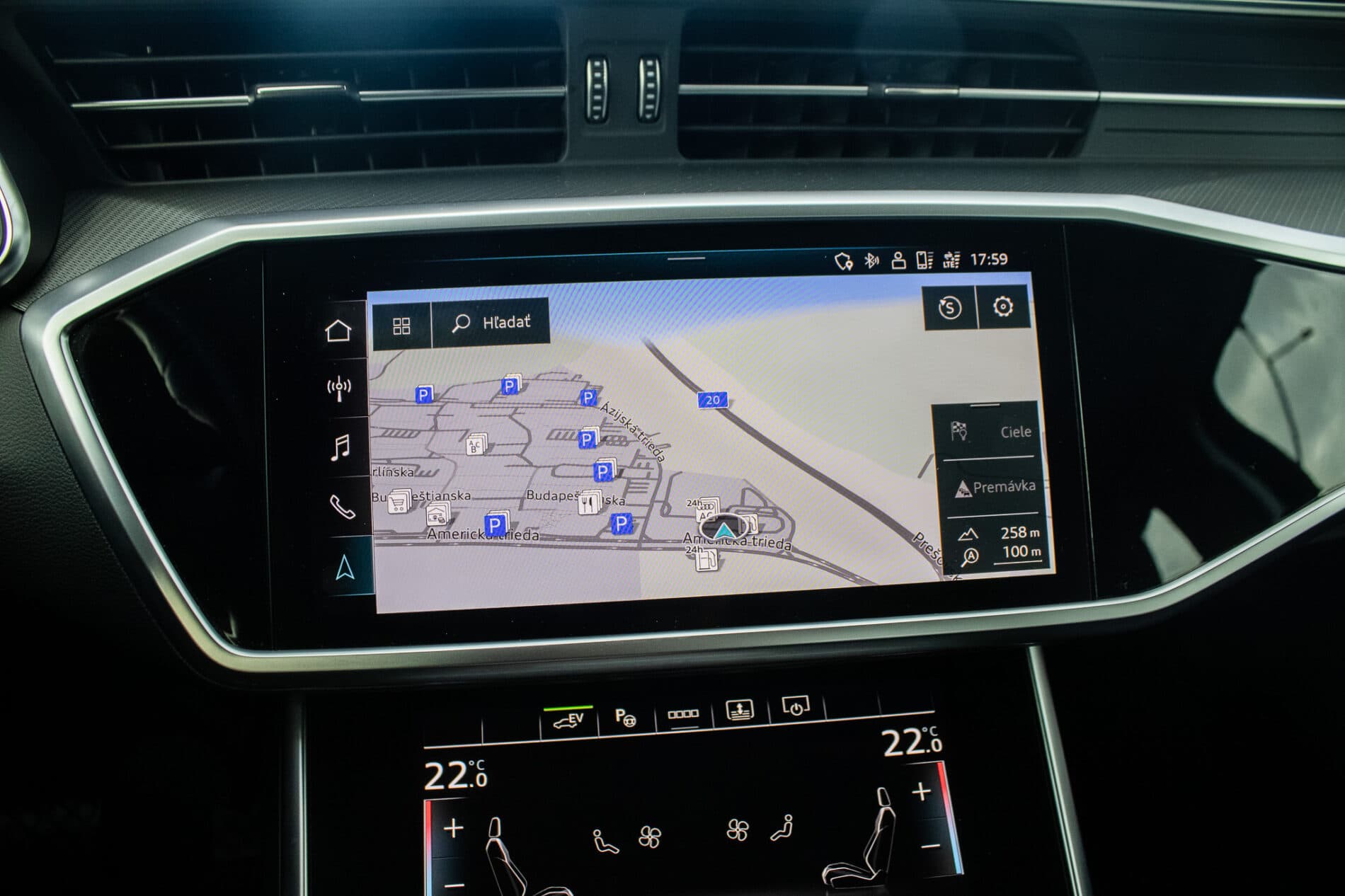 2023 AUDI A6, sivá sedan, 49 750 km