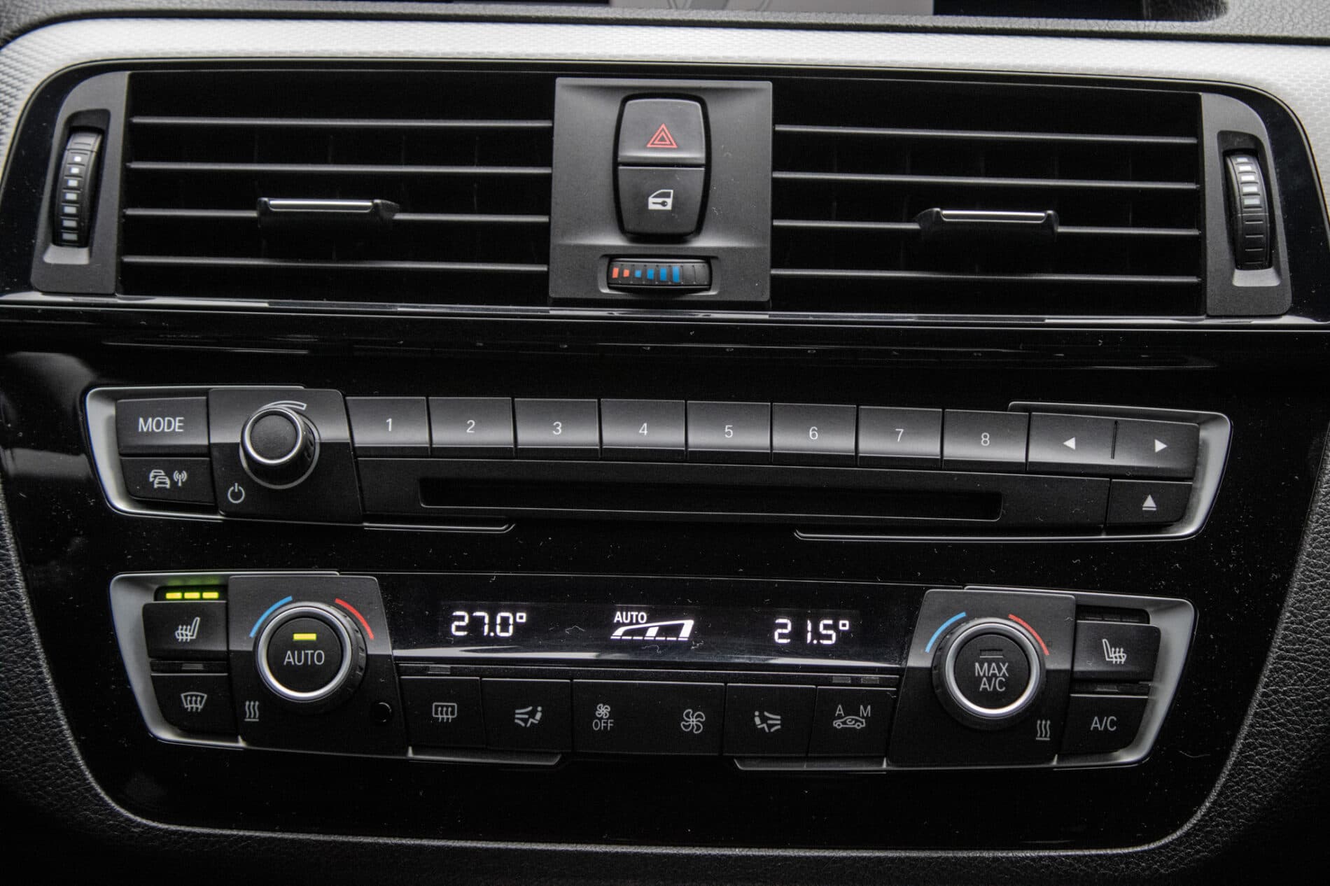 2018 BMW M140i, sivá hatchback, 144 720 km