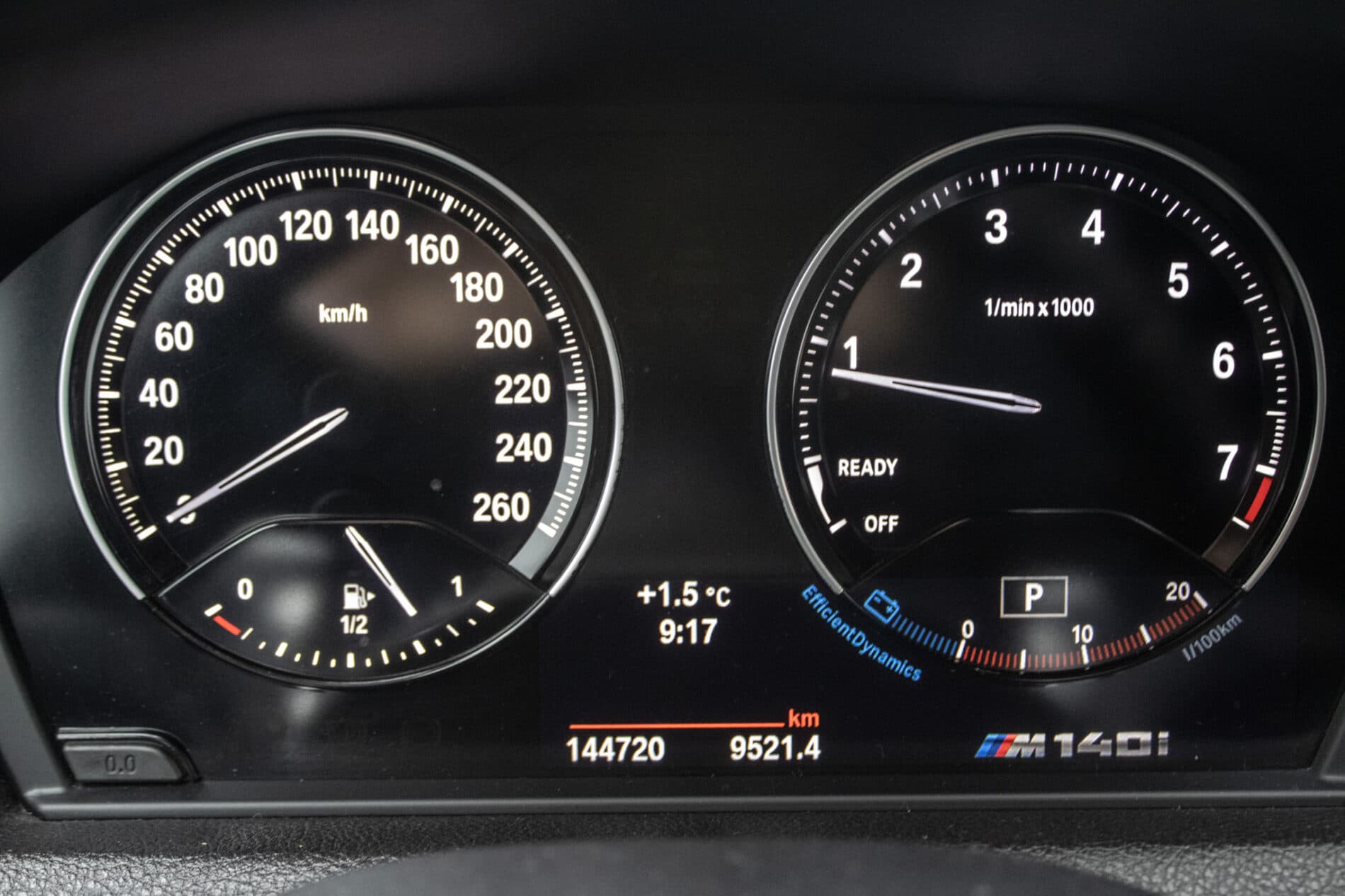 2018 BMW M140i, sivá hatchback, 144 720 km