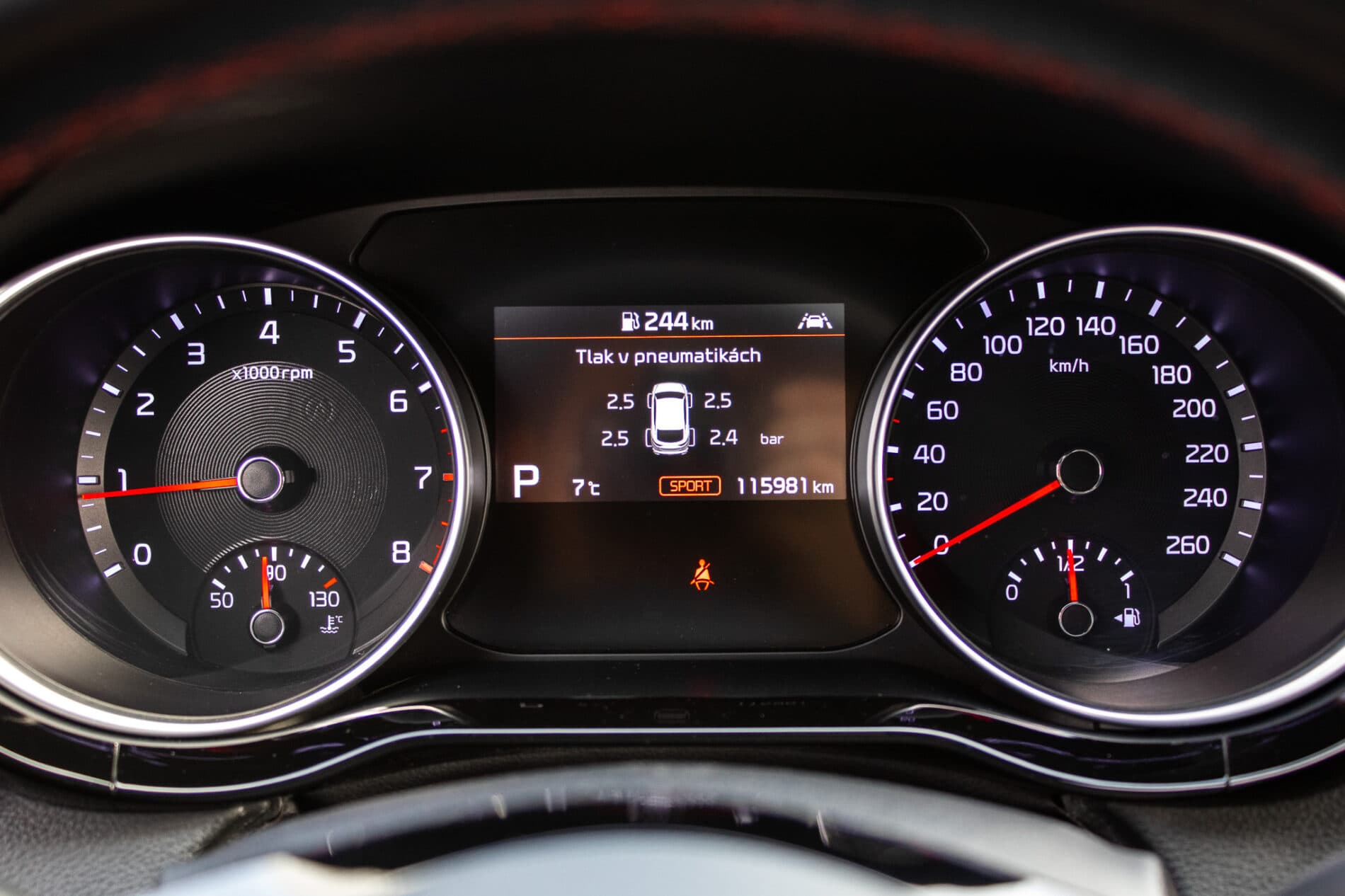 2019 Kia ProCeed GT, biela hatchback, 115 981 km