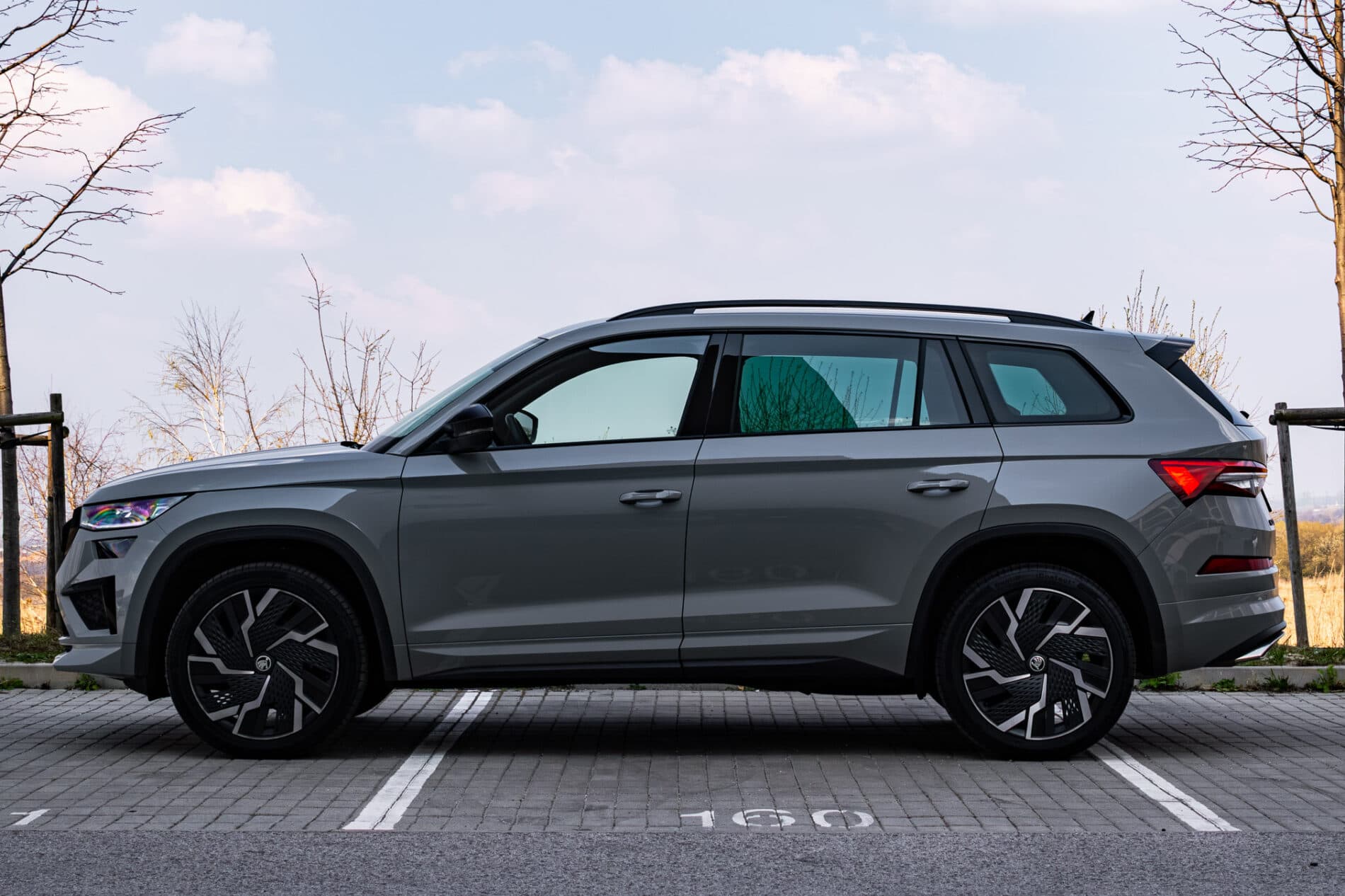 2023 Skoda Kodiaq RS, sivá suv, 35 947 km