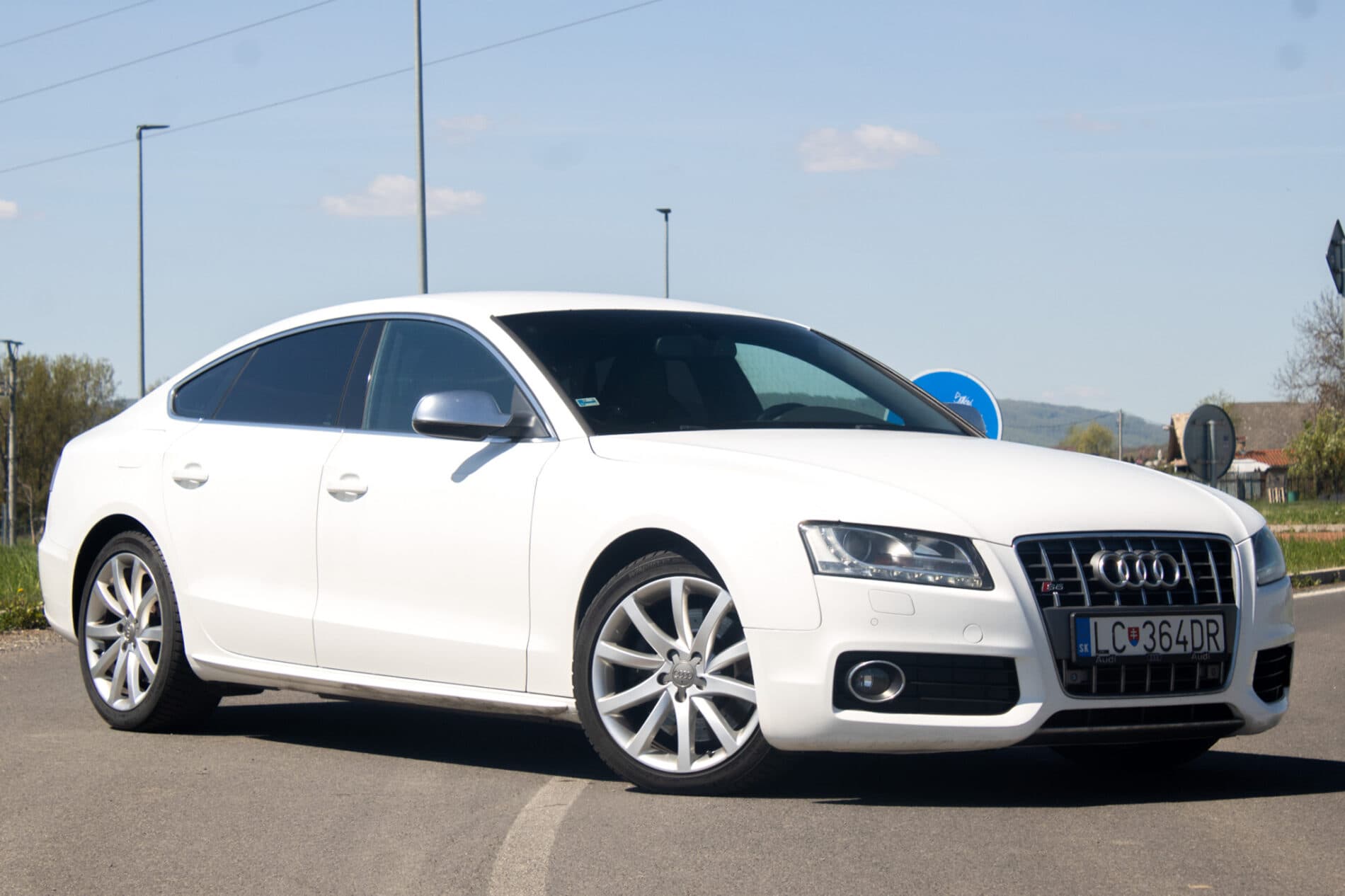2010 AUDI S5, biela kupé, 266 052 km
