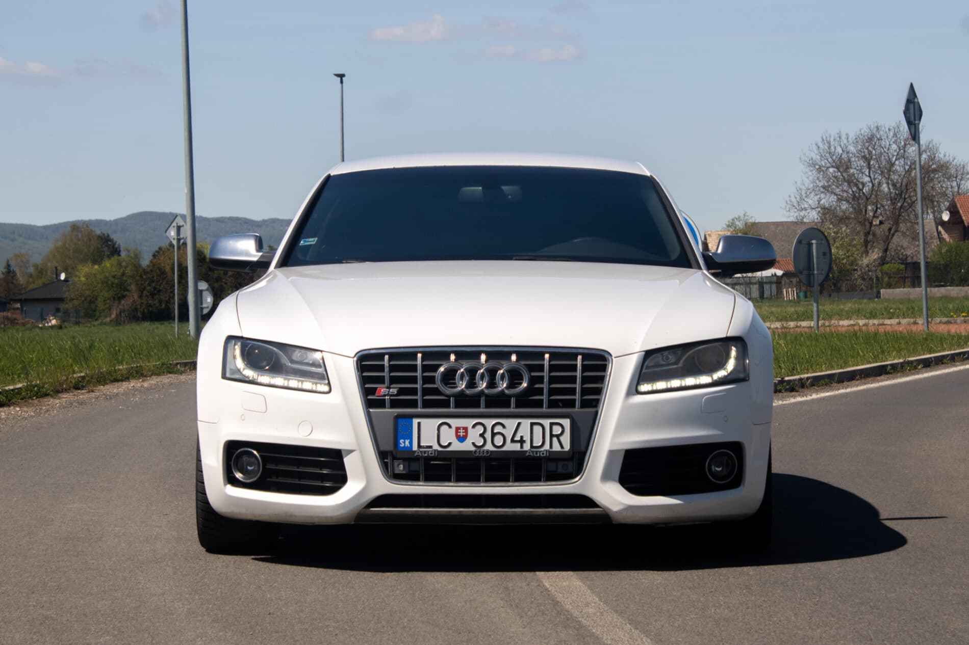 2010 AUDI S5, biela kupé, 266 052 km