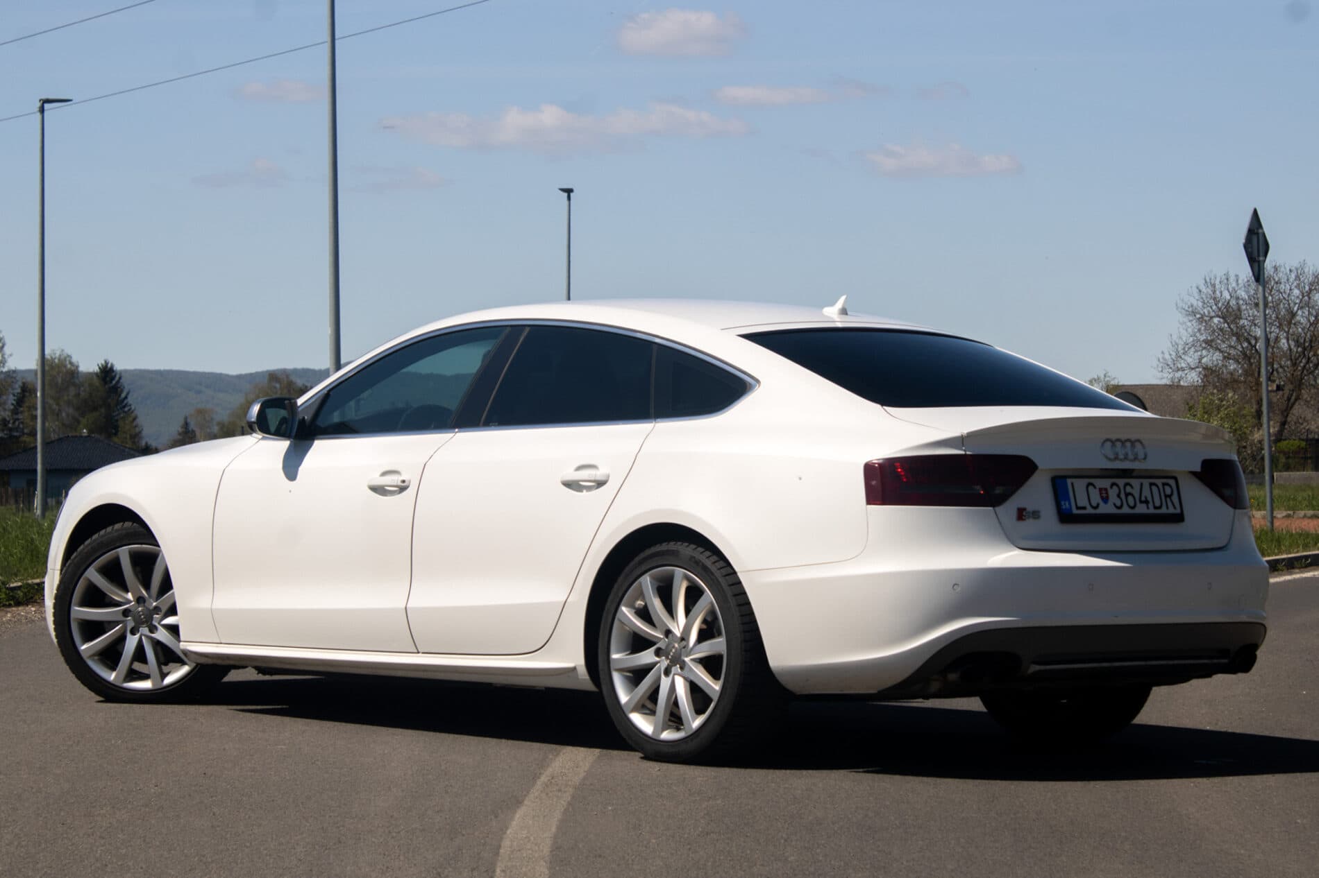 2010 AUDI S5, biela kupé, 266 052 km