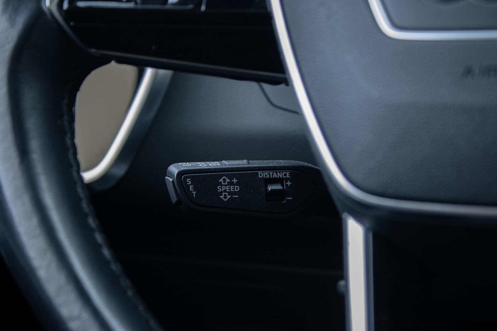 2020 AUDI A6, čierna kombi, 135 286 km
