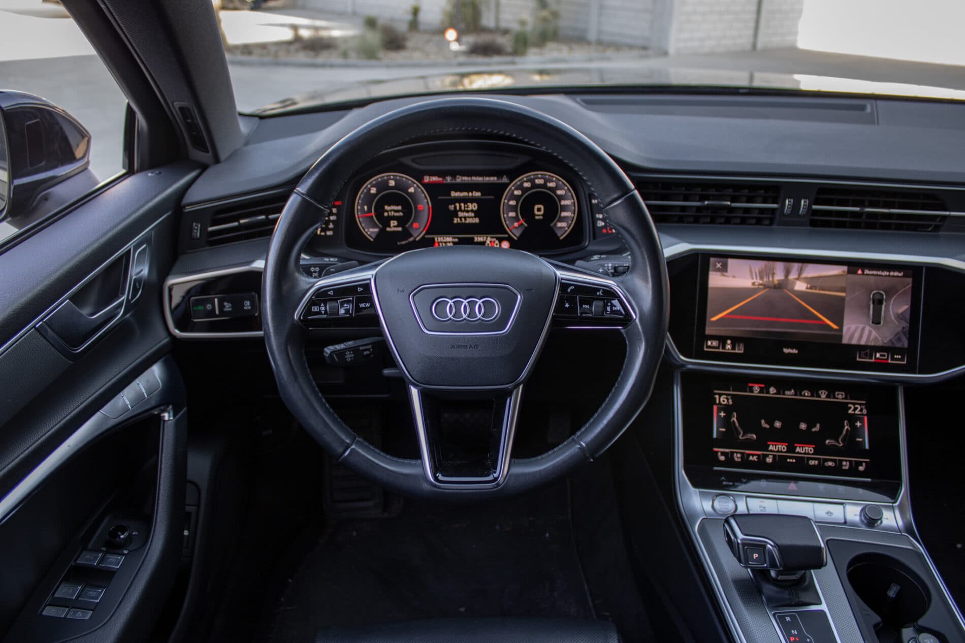 2020 AUDI A6, čierna kombi, 135 286 km