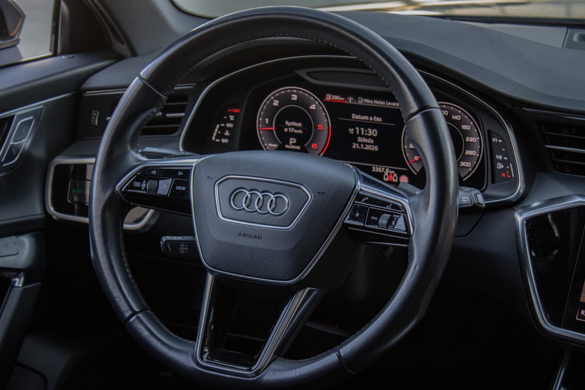 2020 AUDI A6, čierna kombi, 135 286 km