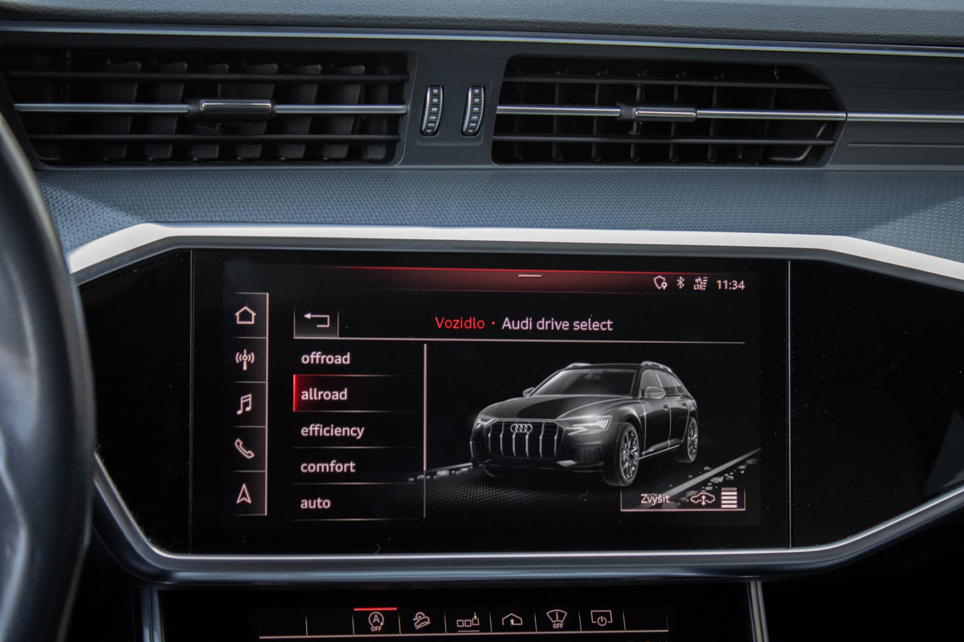 2020 AUDI A6, čierna kombi, 135 286 km