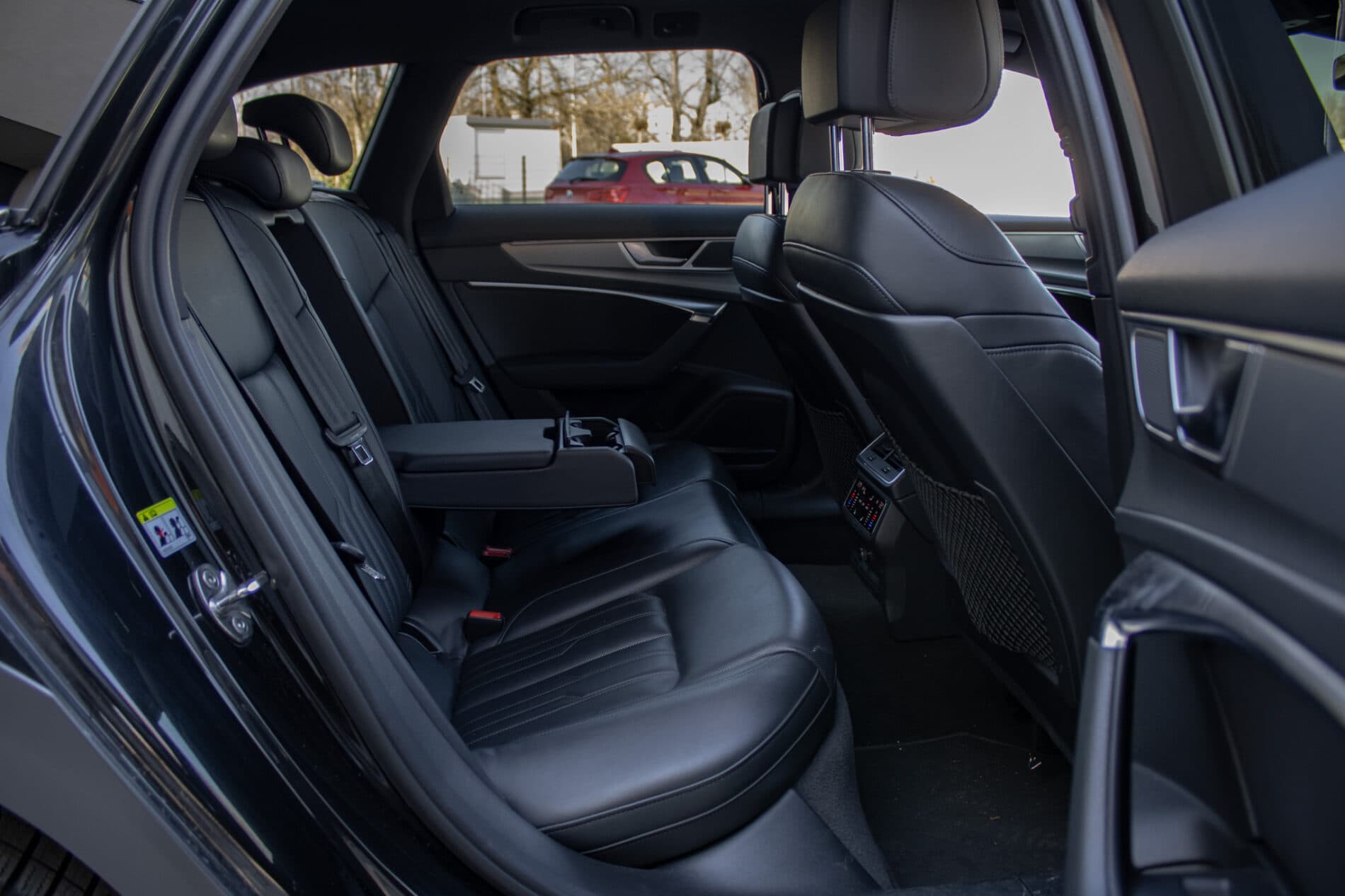 2020 AUDI A6, čierna kombi, 135 286 km