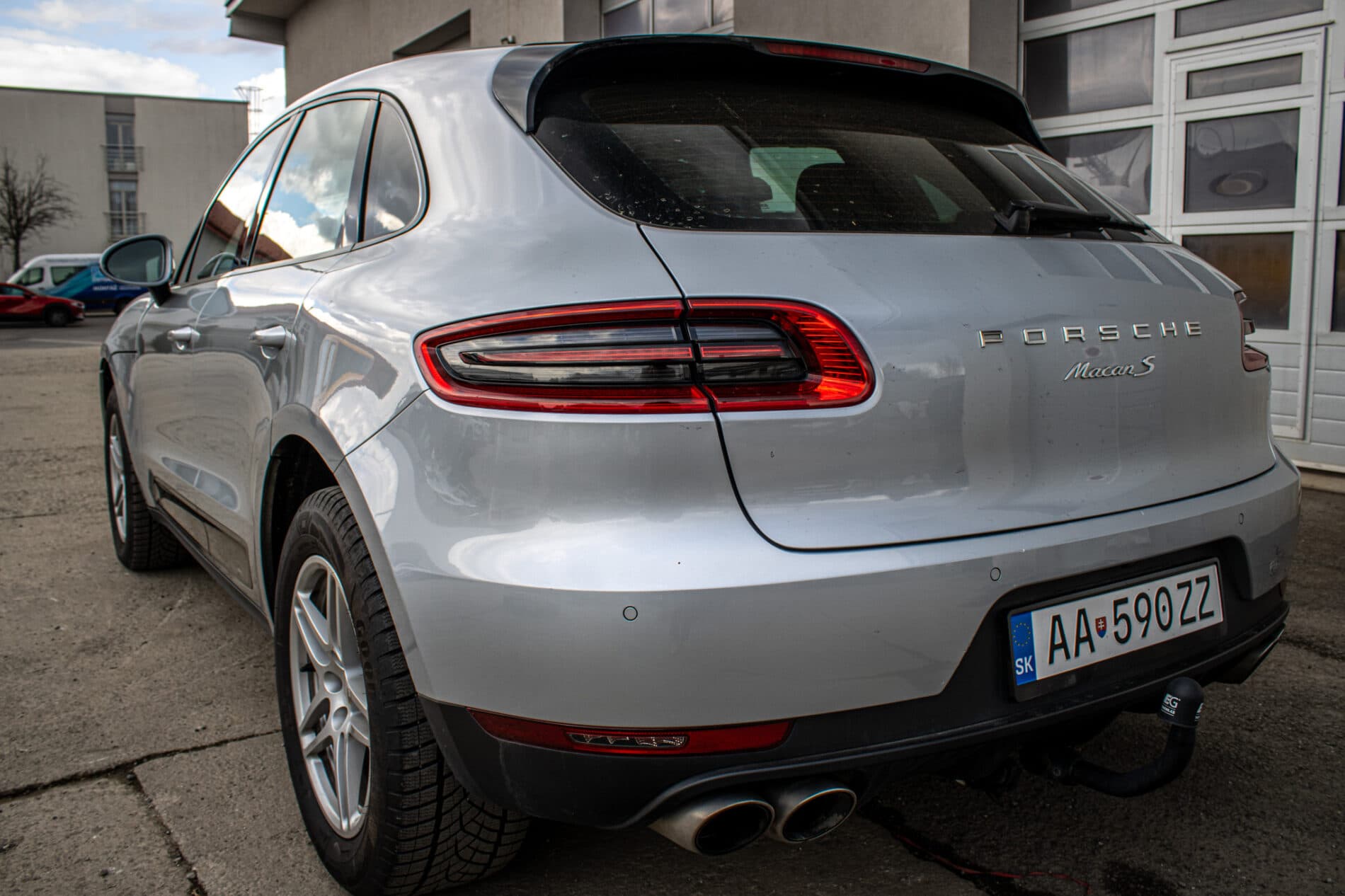 2014 Porsche Macan S, strieborná suv, 125 433 km