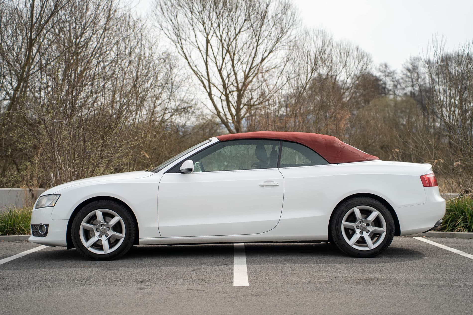 2010 AUDI A5, biela kabriolet, 357 143 km