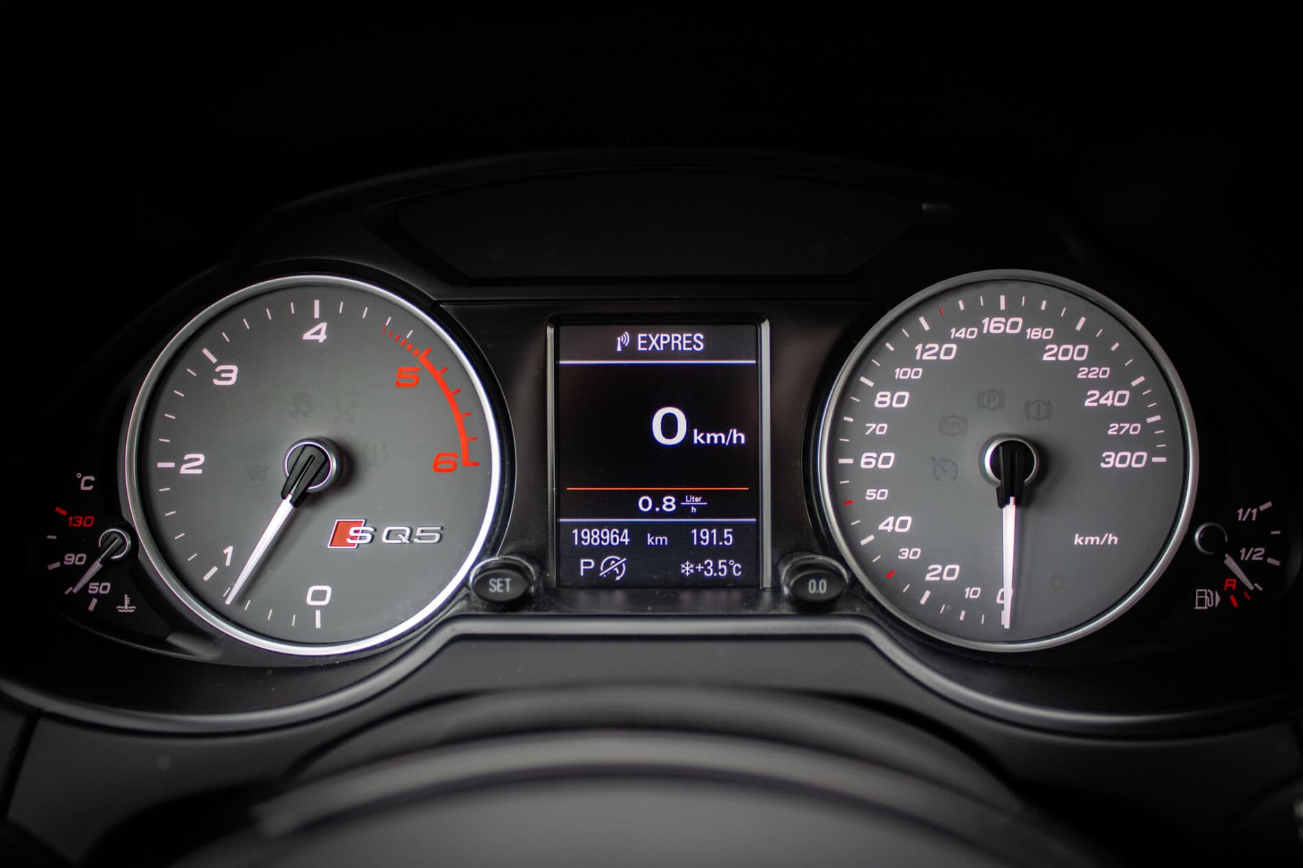 2014 AUDI SQ5, čierna suv, 198 964 km