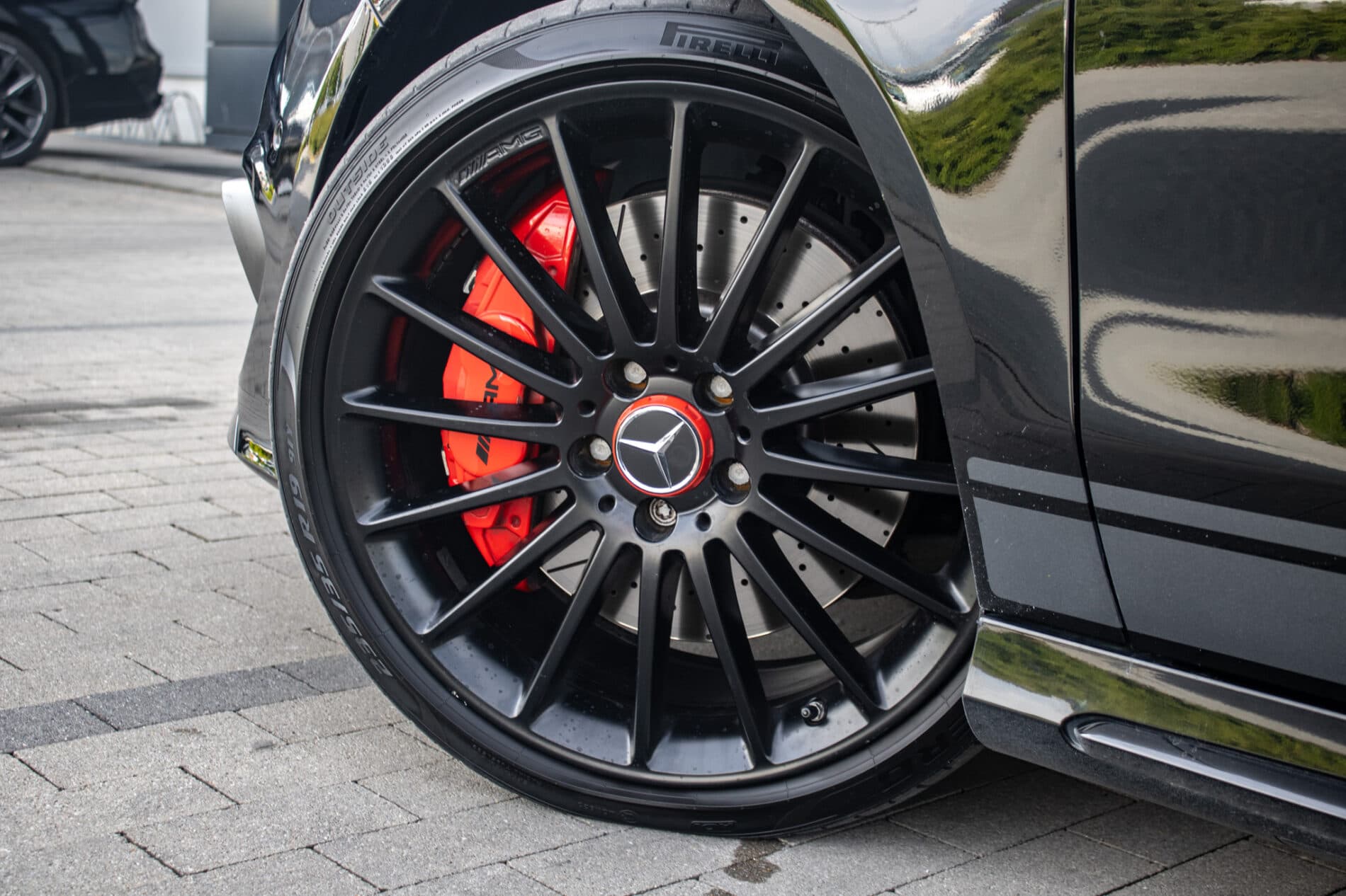 2014 Mercedes-Benz CLA 45 AMG, čierna kupé, 135 120 km