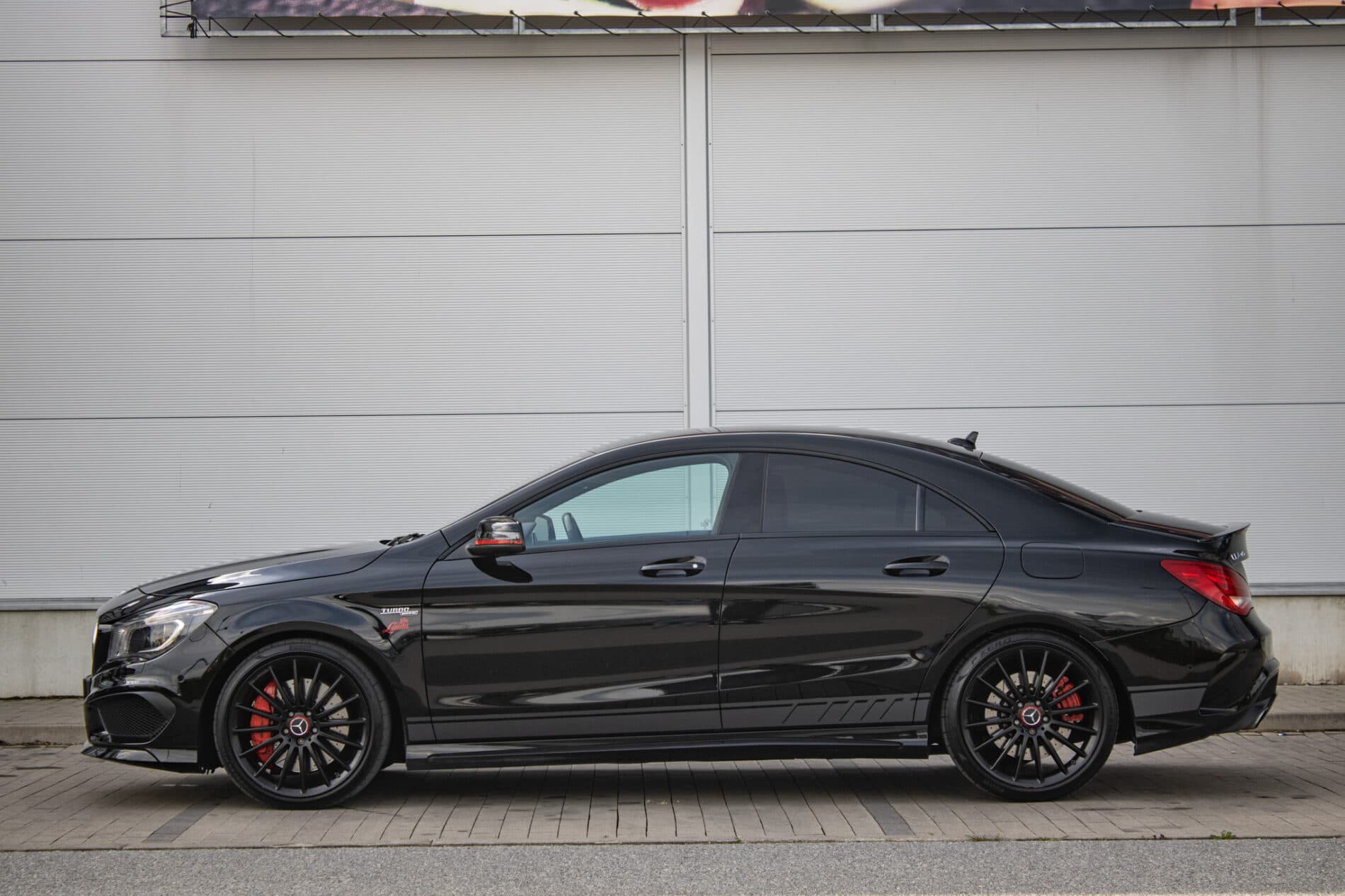 2014 Mercedes-Benz CLA 45 AMG, čierna kupé, 135 120 km