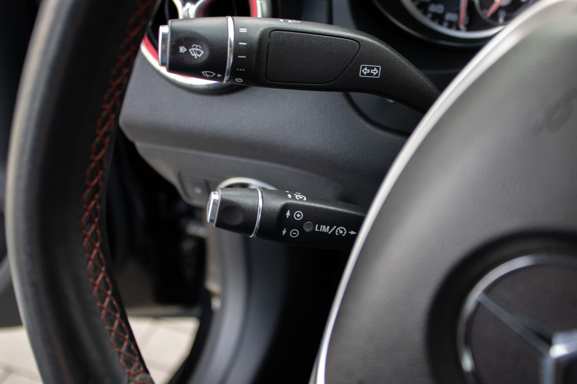 2014 Mercedes-Benz CLA 45 AMG, čierna kupé, 135 120 km