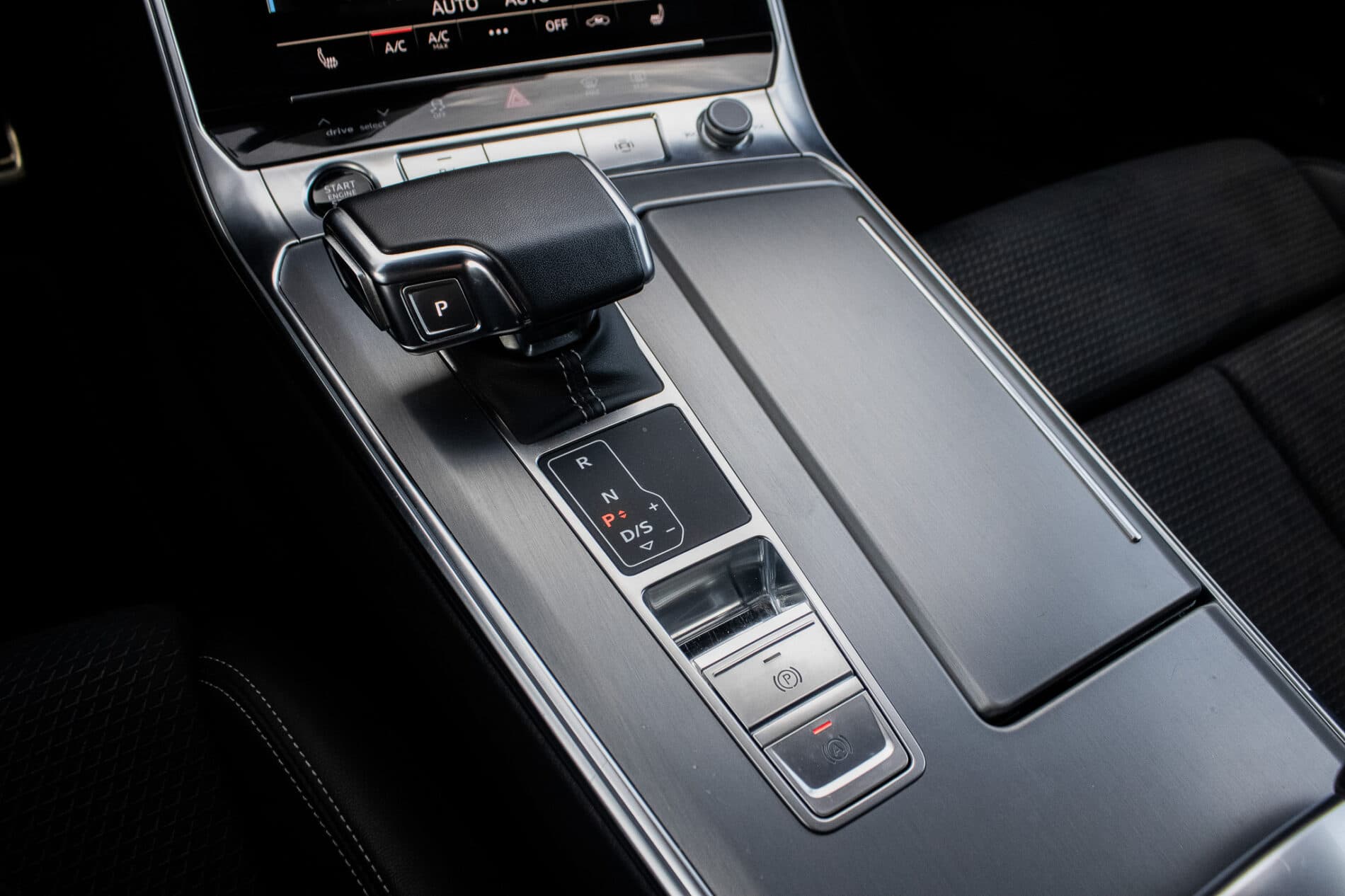 2022 AUDI A7, čierna, 99 845 km
