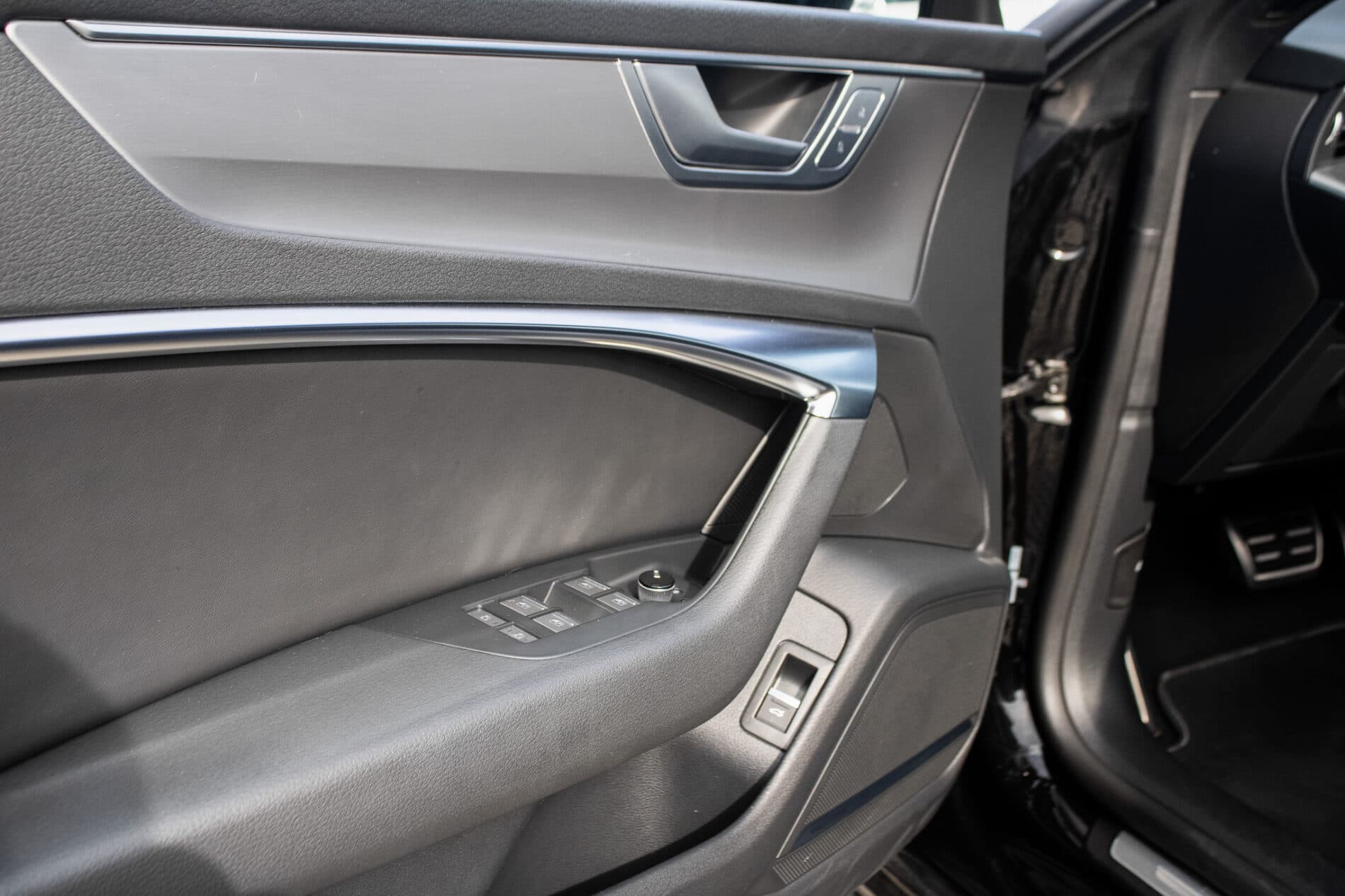 2022 AUDI A7, čierna, 99 845 km