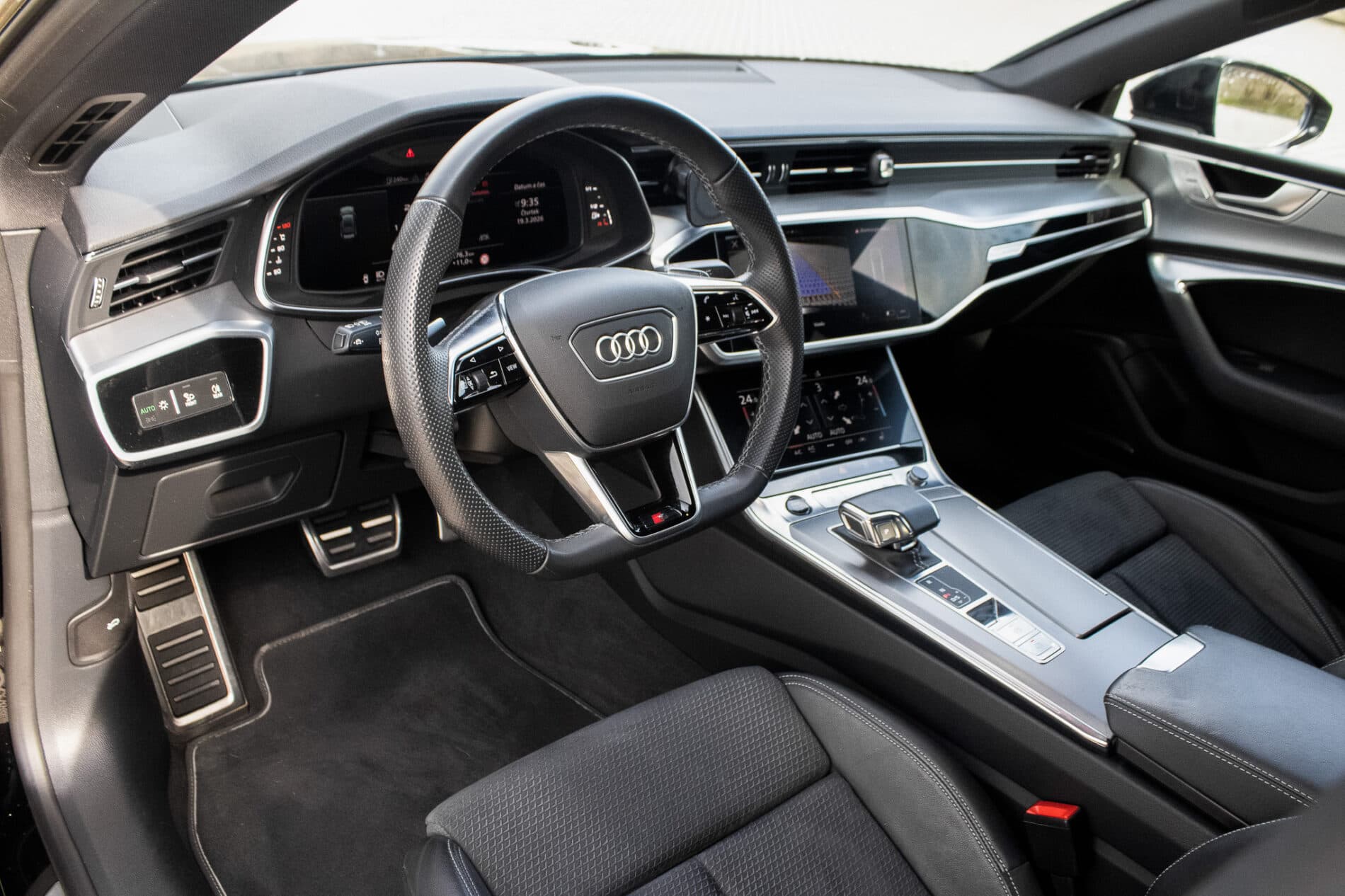 2022 AUDI A7, čierna, 99 845 km