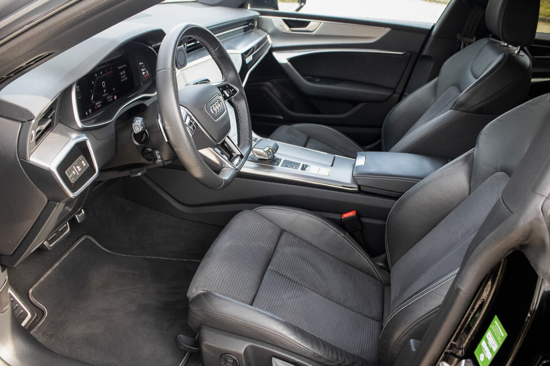 2022 AUDI A7, čierna, 99 845 km
