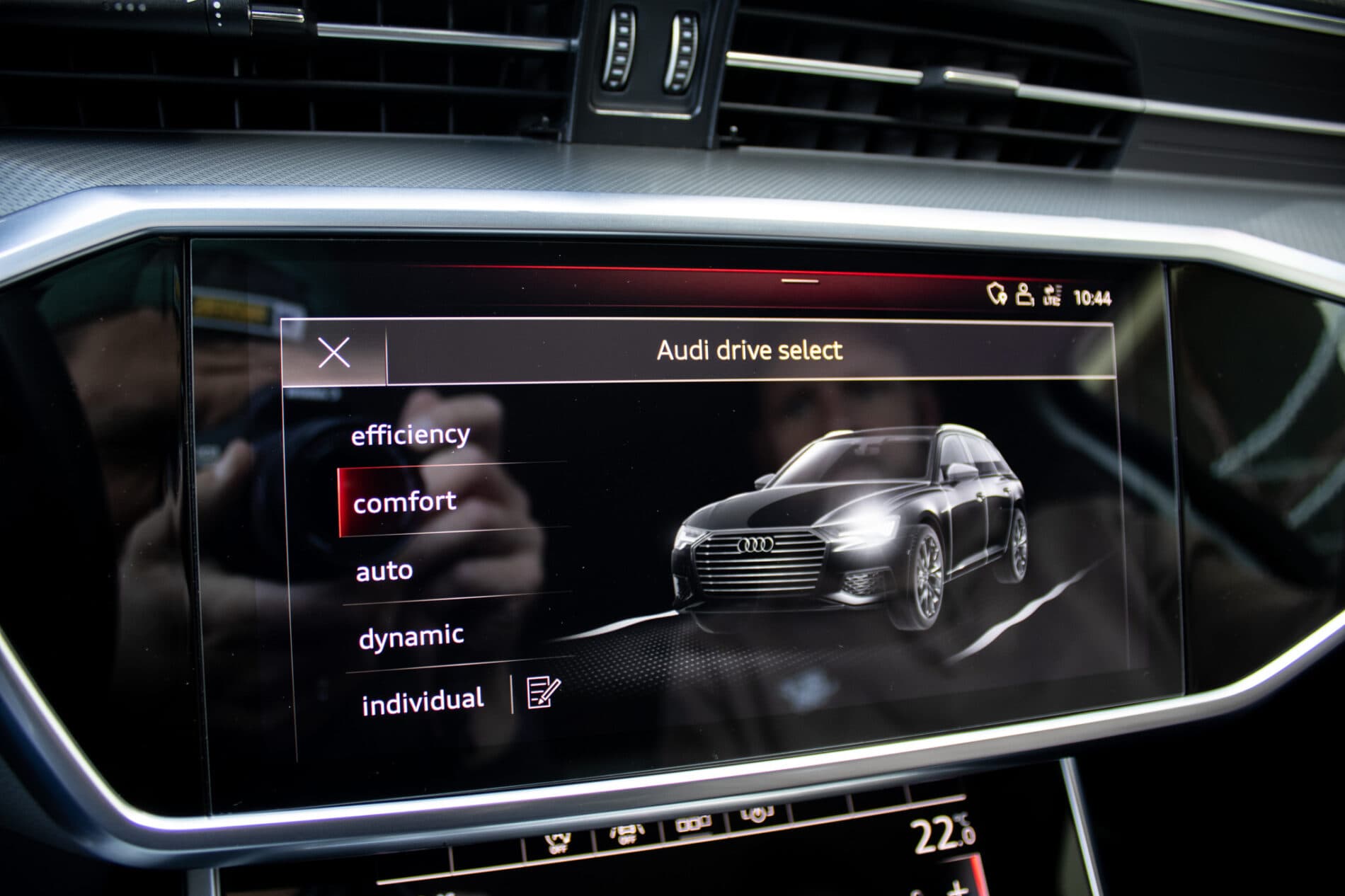 2018 AUDI A6, čierna kombi, 187 179 km