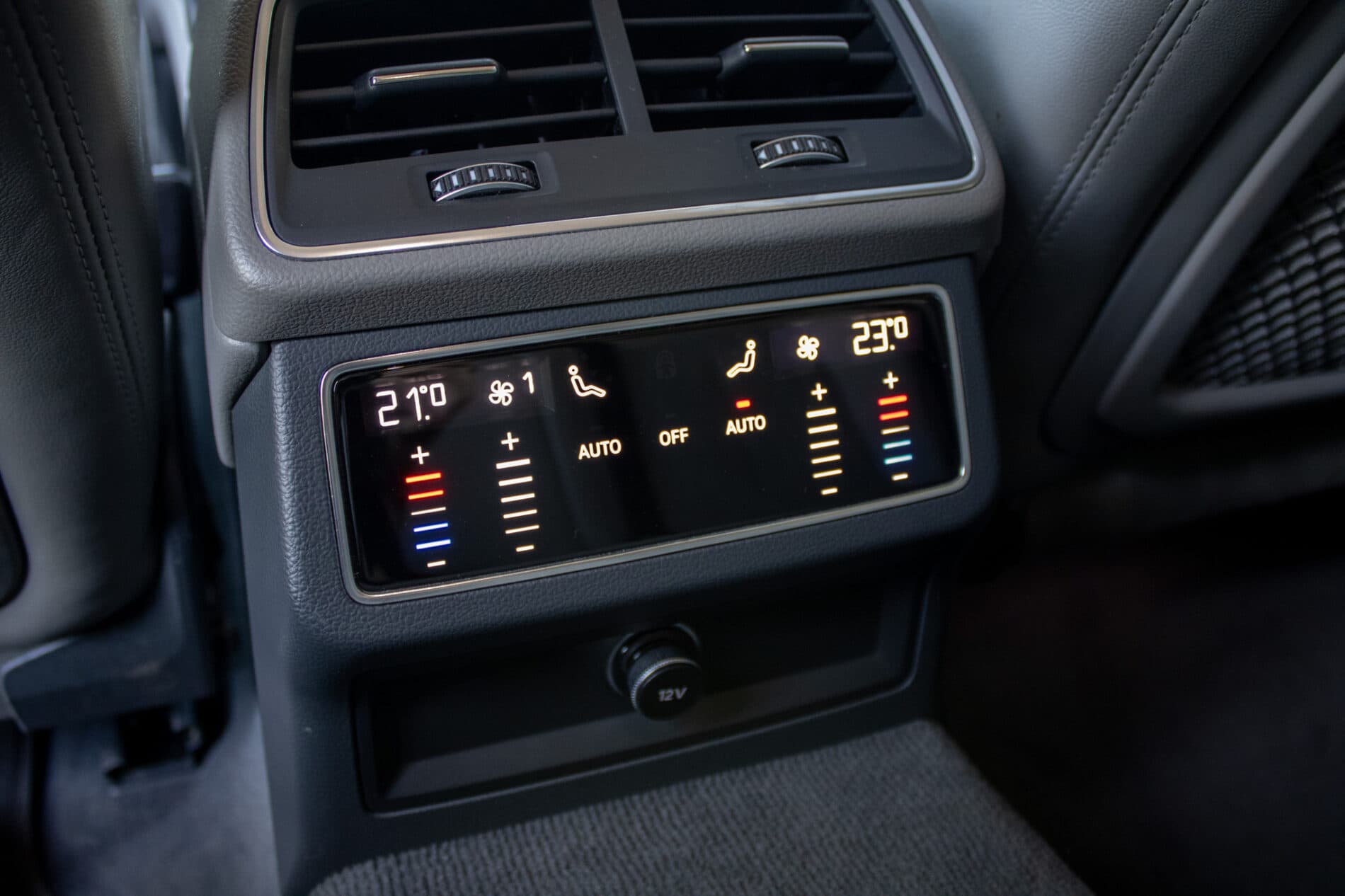 2018 AUDI A6, čierna kombi, 187 179 km