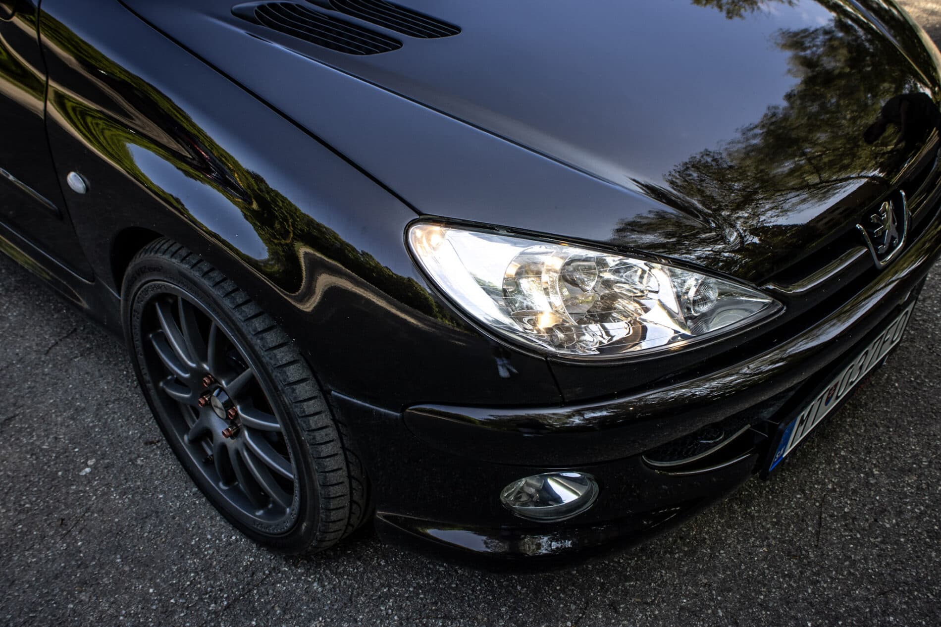 2003 Peugeot 206 RC, čierna hatchback, 58 219 km
