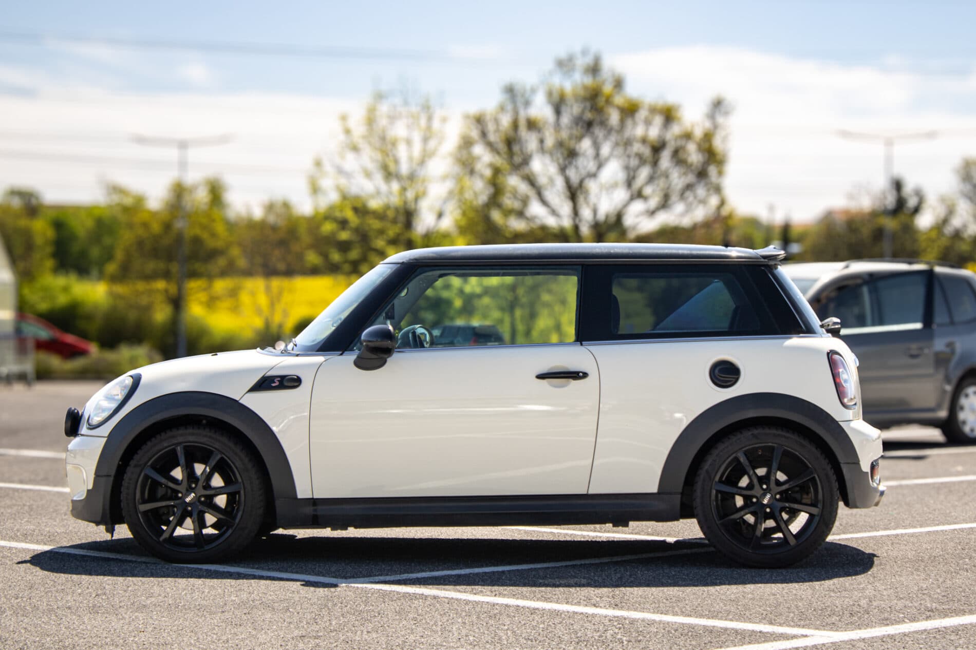 2009 MINI Cooper S, biela hatchback, 158 491 km