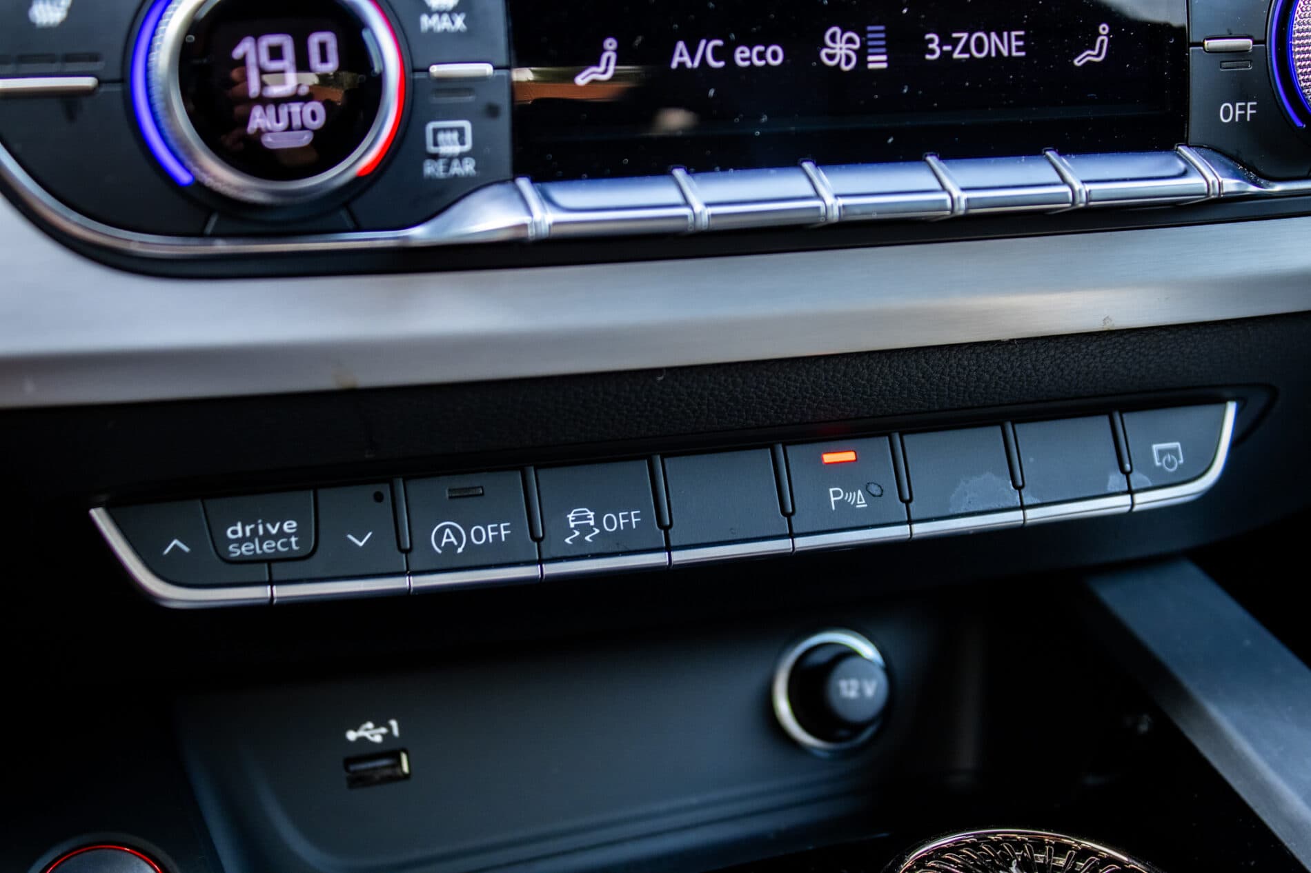 2023 AUDI S5, modrá hatchback, 22 564 km