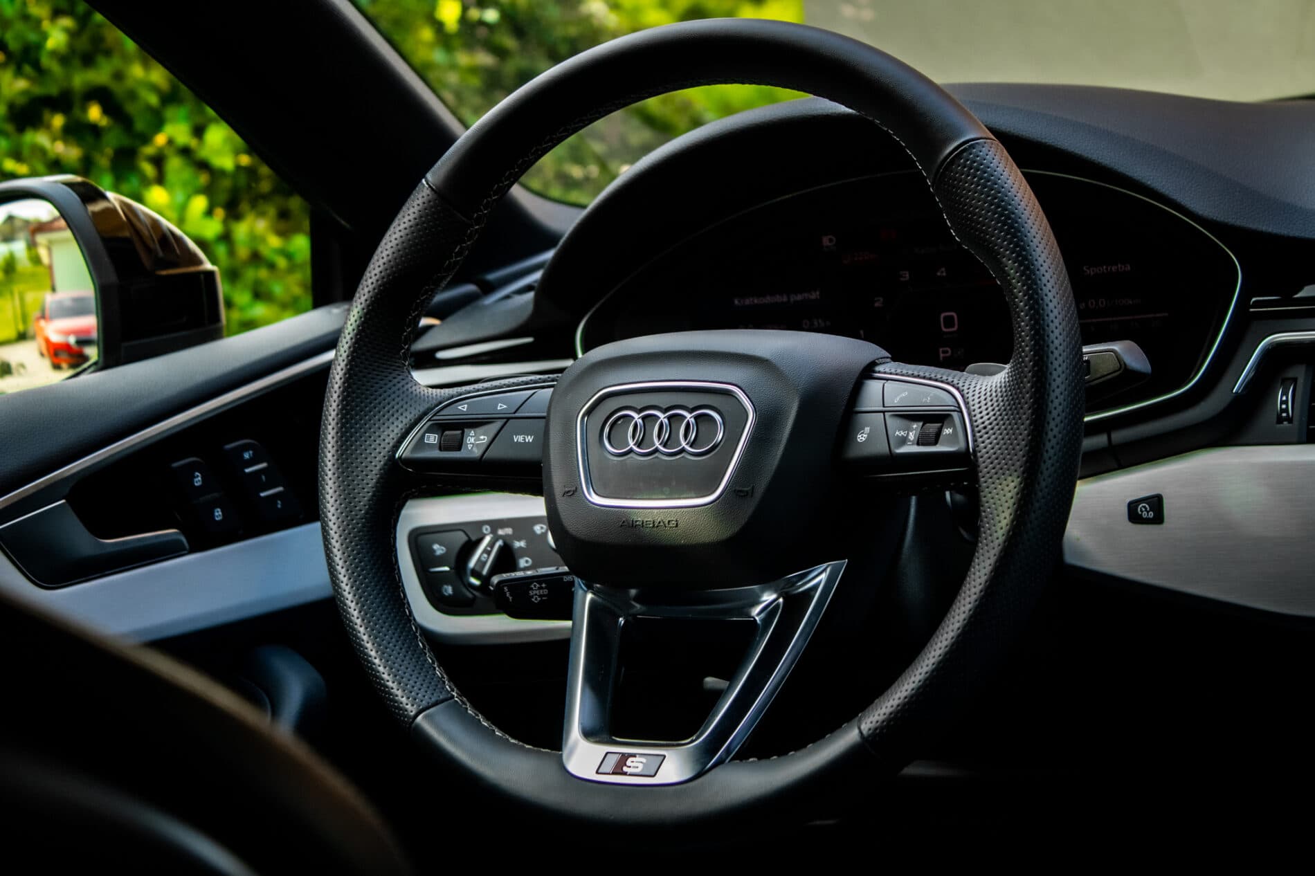 2023 AUDI S5, modrá hatchback, 22 564 km