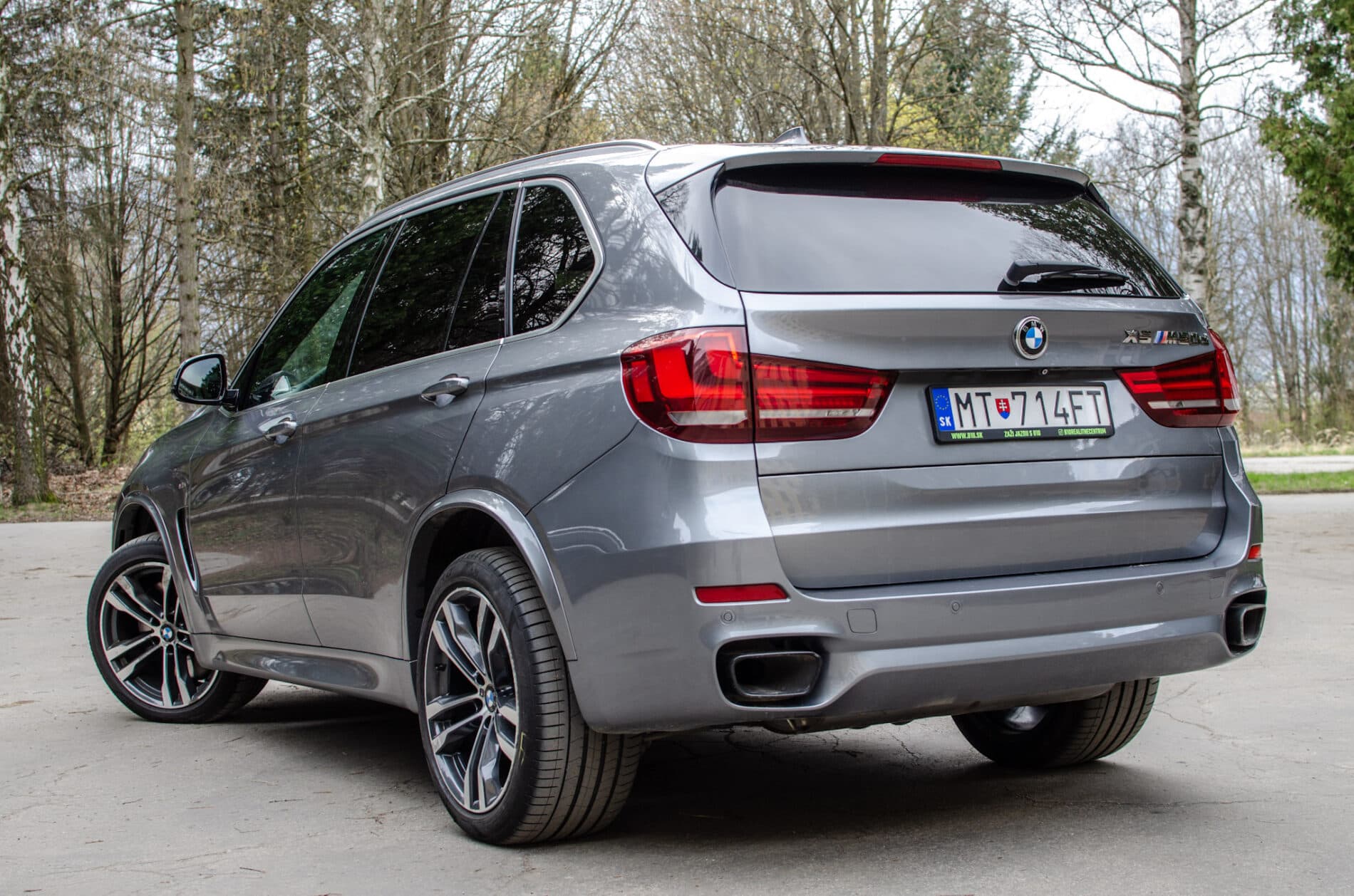 2014 BMW X5 M50d, sivá suv, 219 746 km