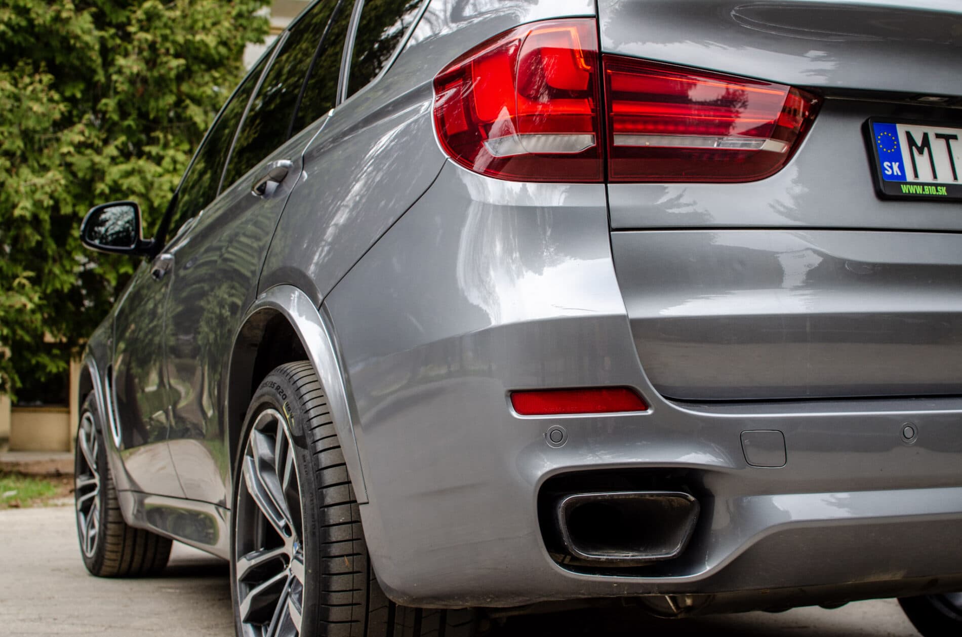 2014 BMW X5 M50d, sivá suv, 219 746 km