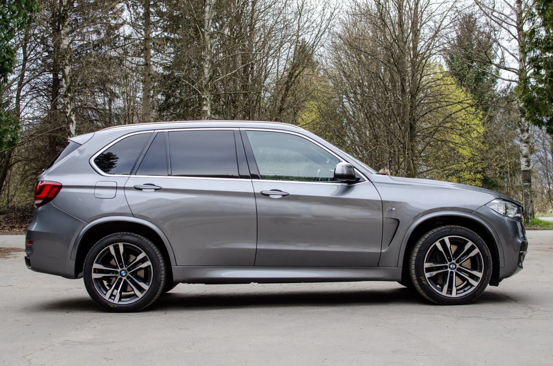 2014 BMW X5 M50d, sivá suv, 219 746 km