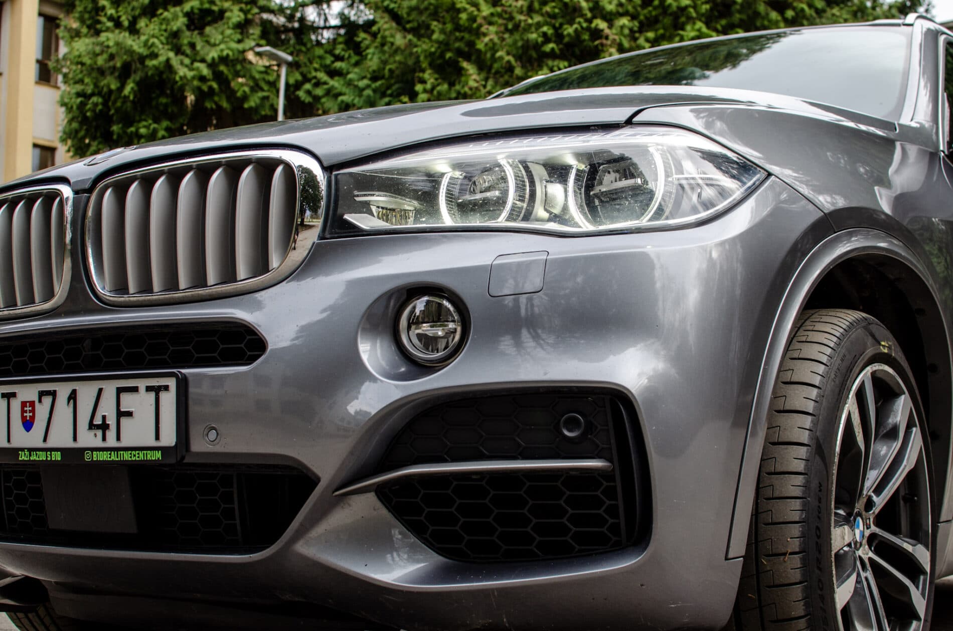 2014 BMW X5 M50d, sivá suv, 219 746 km