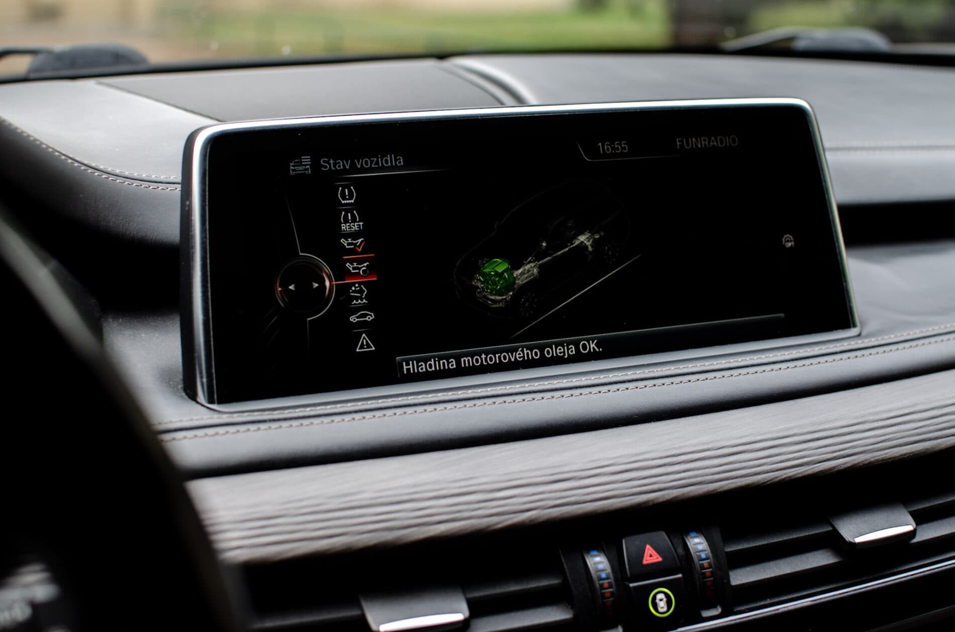 2014 BMW X5 M50d, sivá suv, 219 746 km