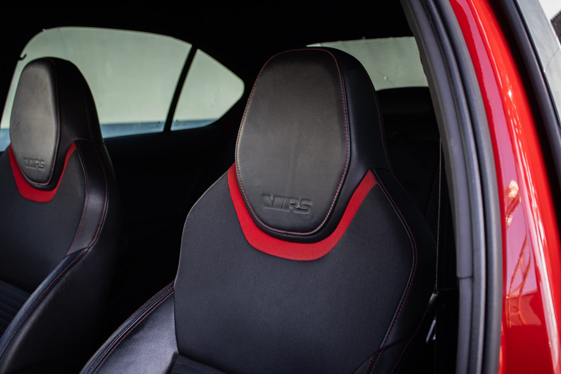 2016 Skoda Octavia RS, červená, 267 928 km