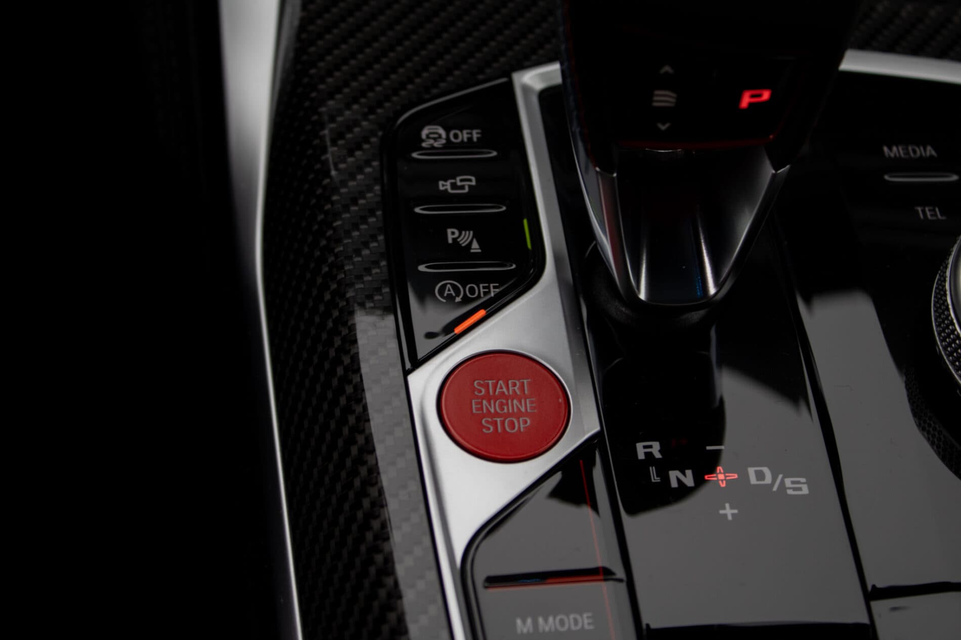 2023 BMW M4, sivá kupé, 9 194 km