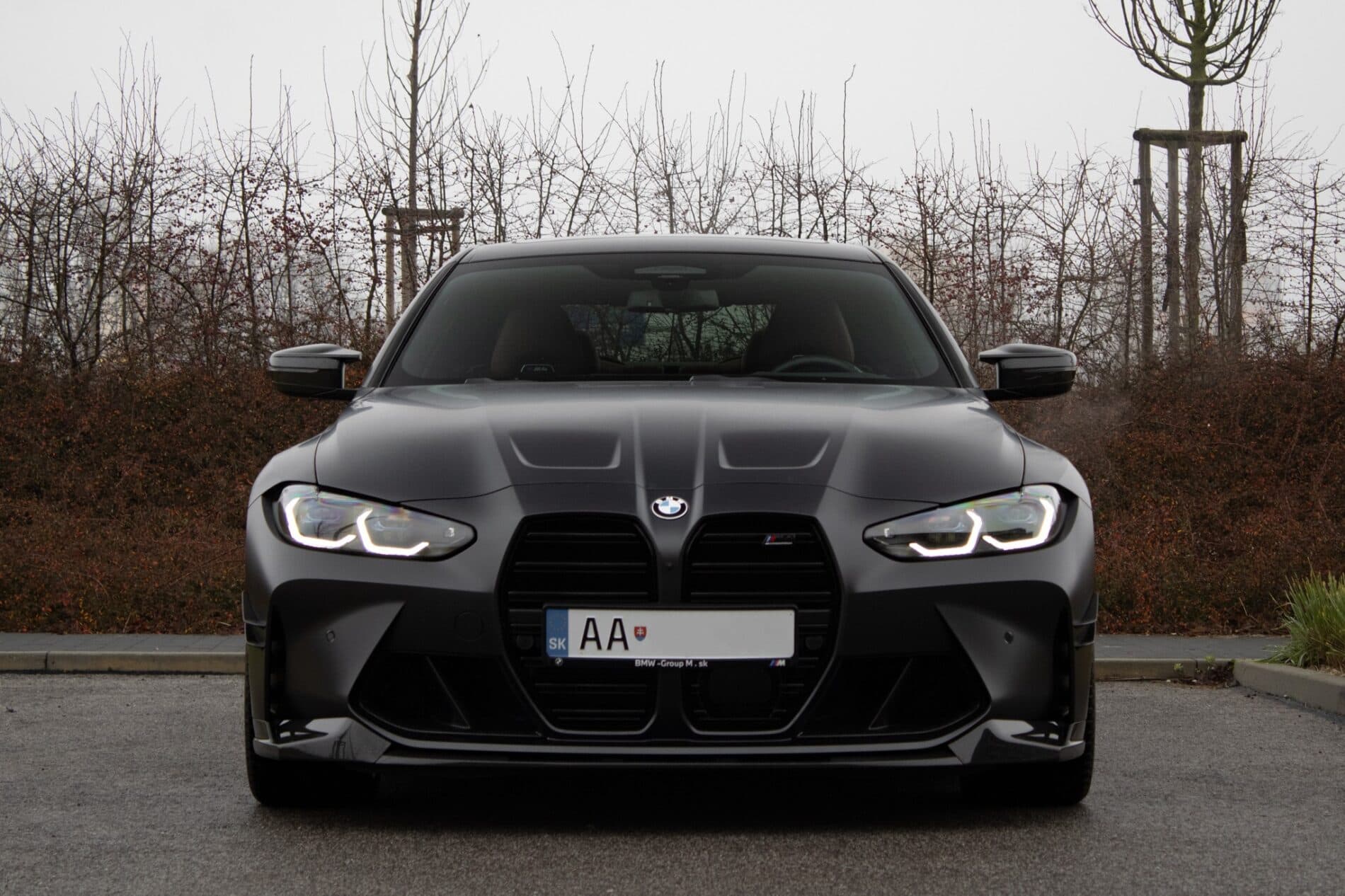 2023 BMW M4, sivá kupé, 9 194 km