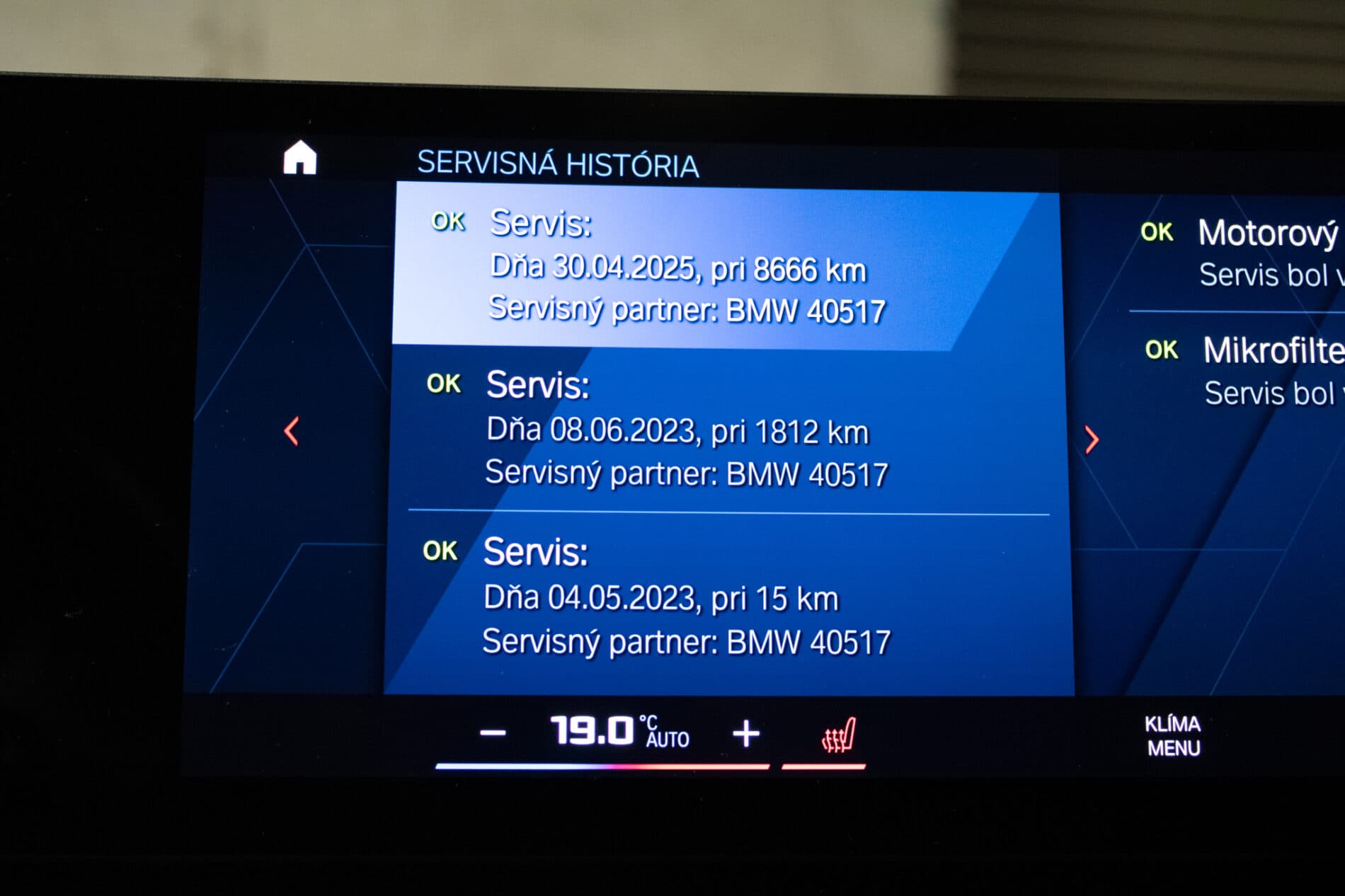 2023 BMW M4, sivá kupé, 9 194 km