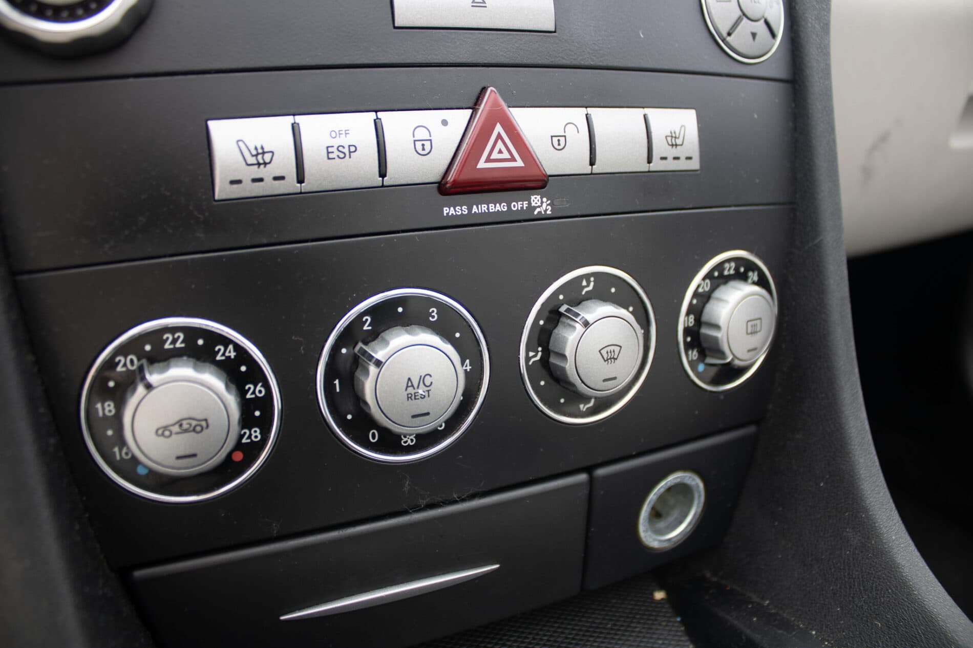 2006 Mercedes-Benz SLK 200 Komp., čierna kabriolet, 97 413 km