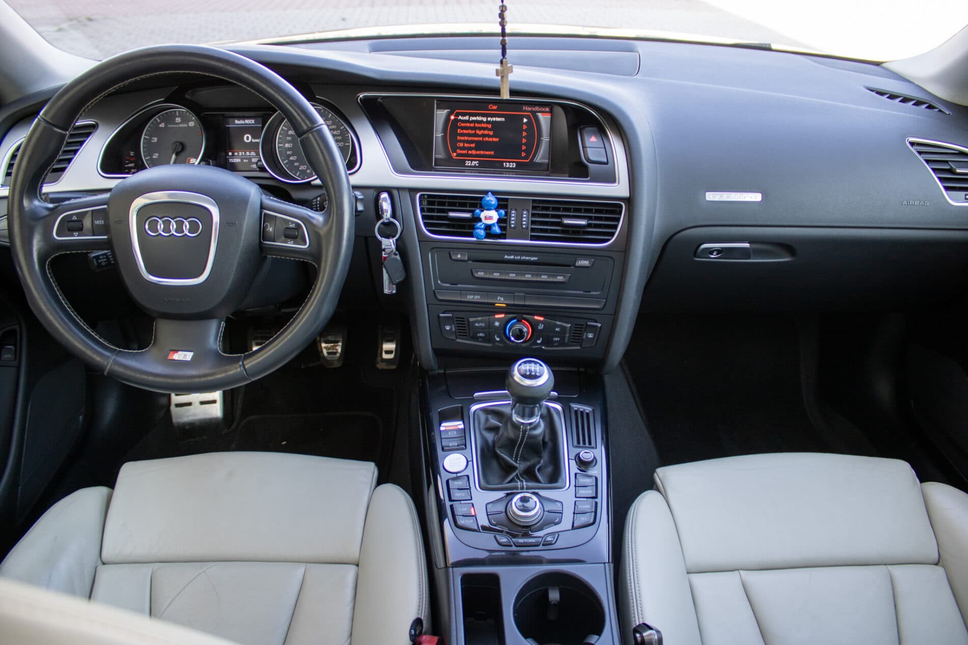 2008 AUDI S5, sivá kupé, 153 084 km