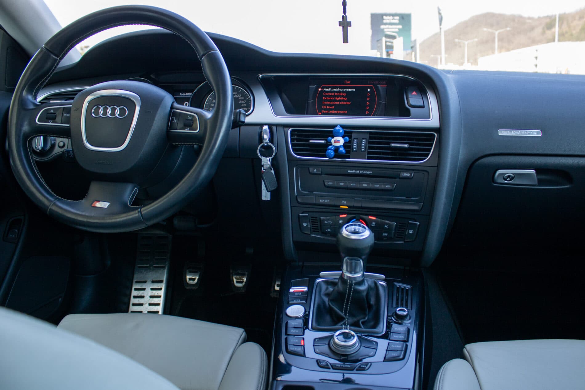 2008 AUDI S5, sivá kupé, 153 084 km