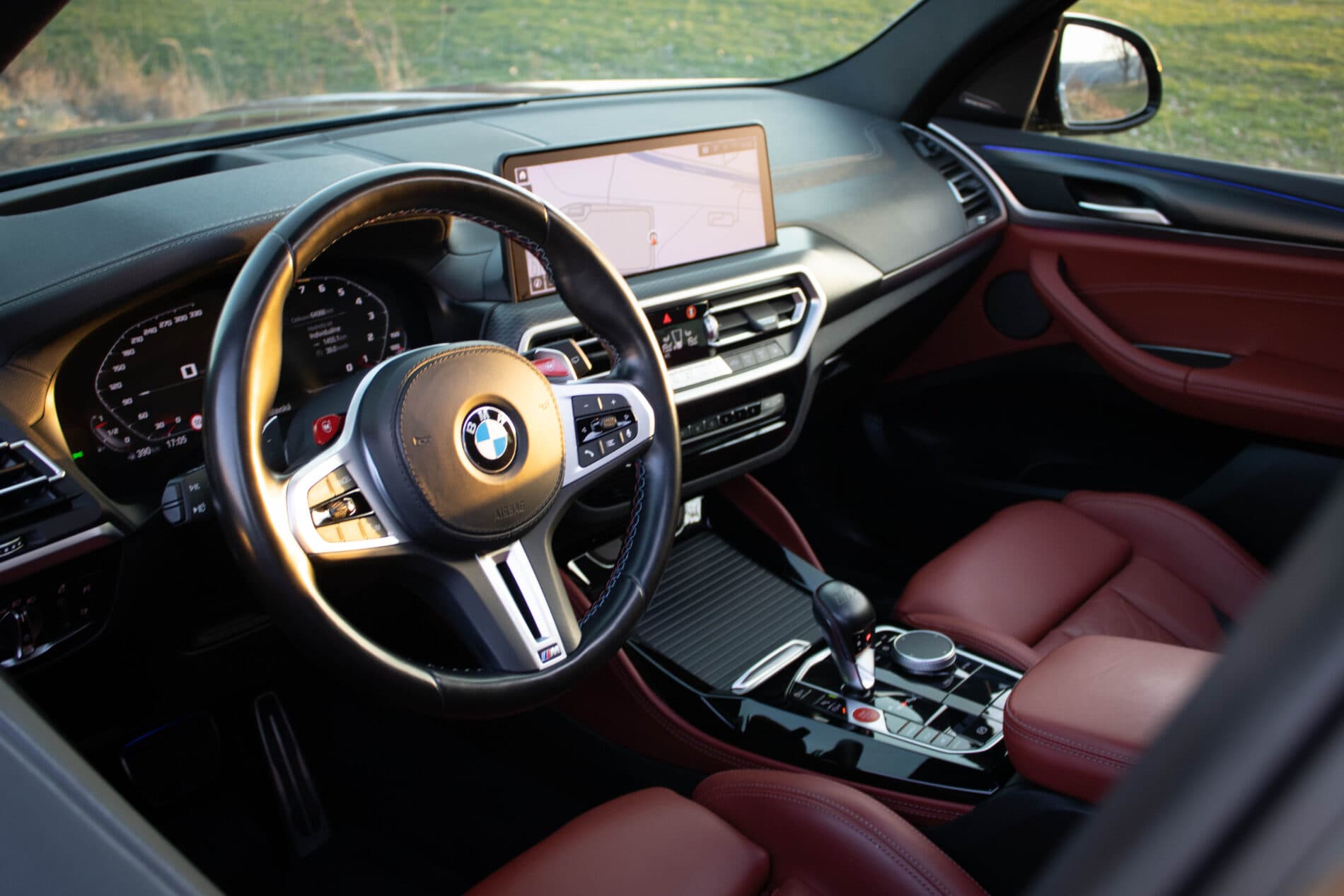 2022 BMW X3 M, sivá suv, 64 066 km
