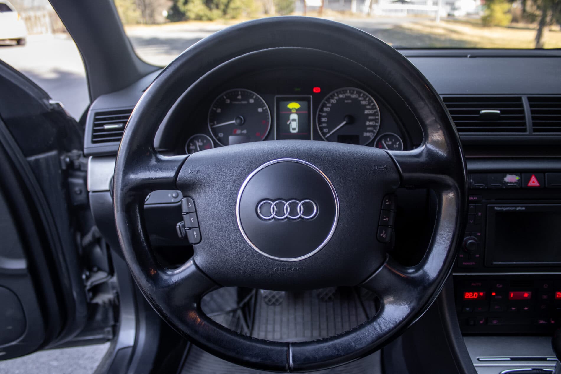 2004 AUDI S4, sivá kombi, 234 814 km