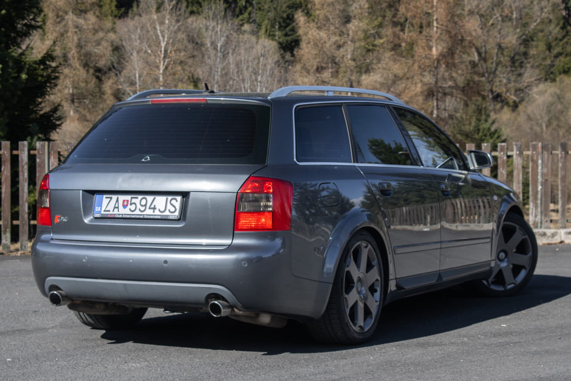 2004 AUDI S4, sivá kombi, 234 814 km