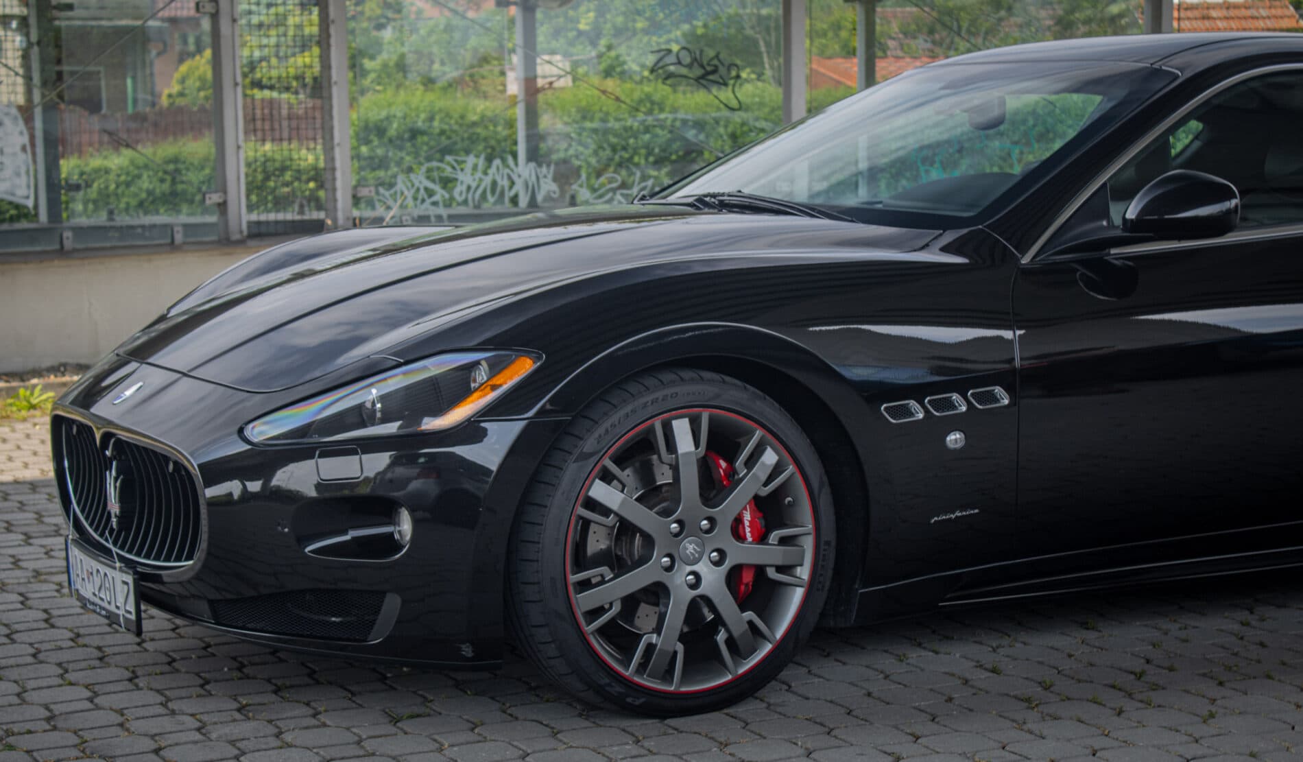 2008 Maserati GranTurismo, čierna kupé, 51 007 km