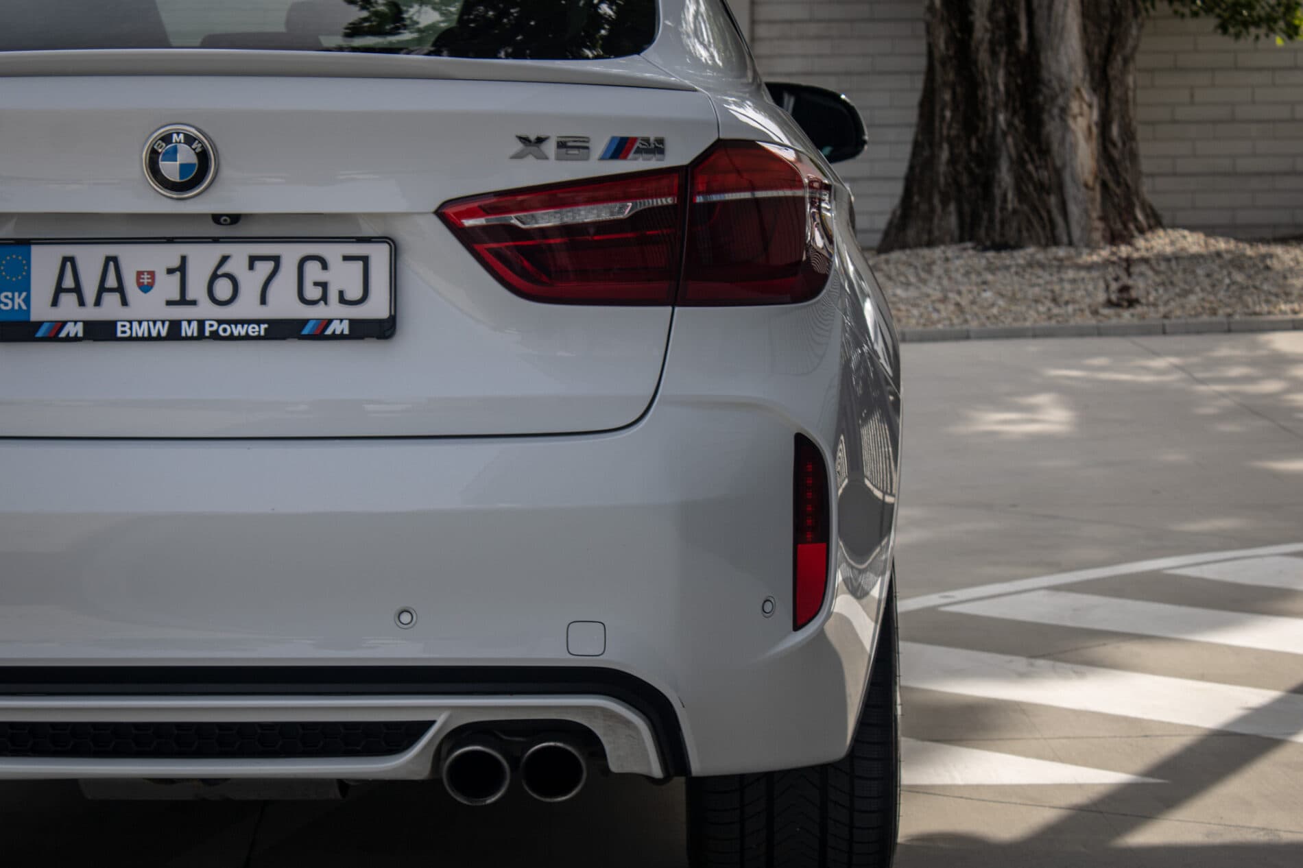 2016 BMW X6 M, biela suv, 227 553 km