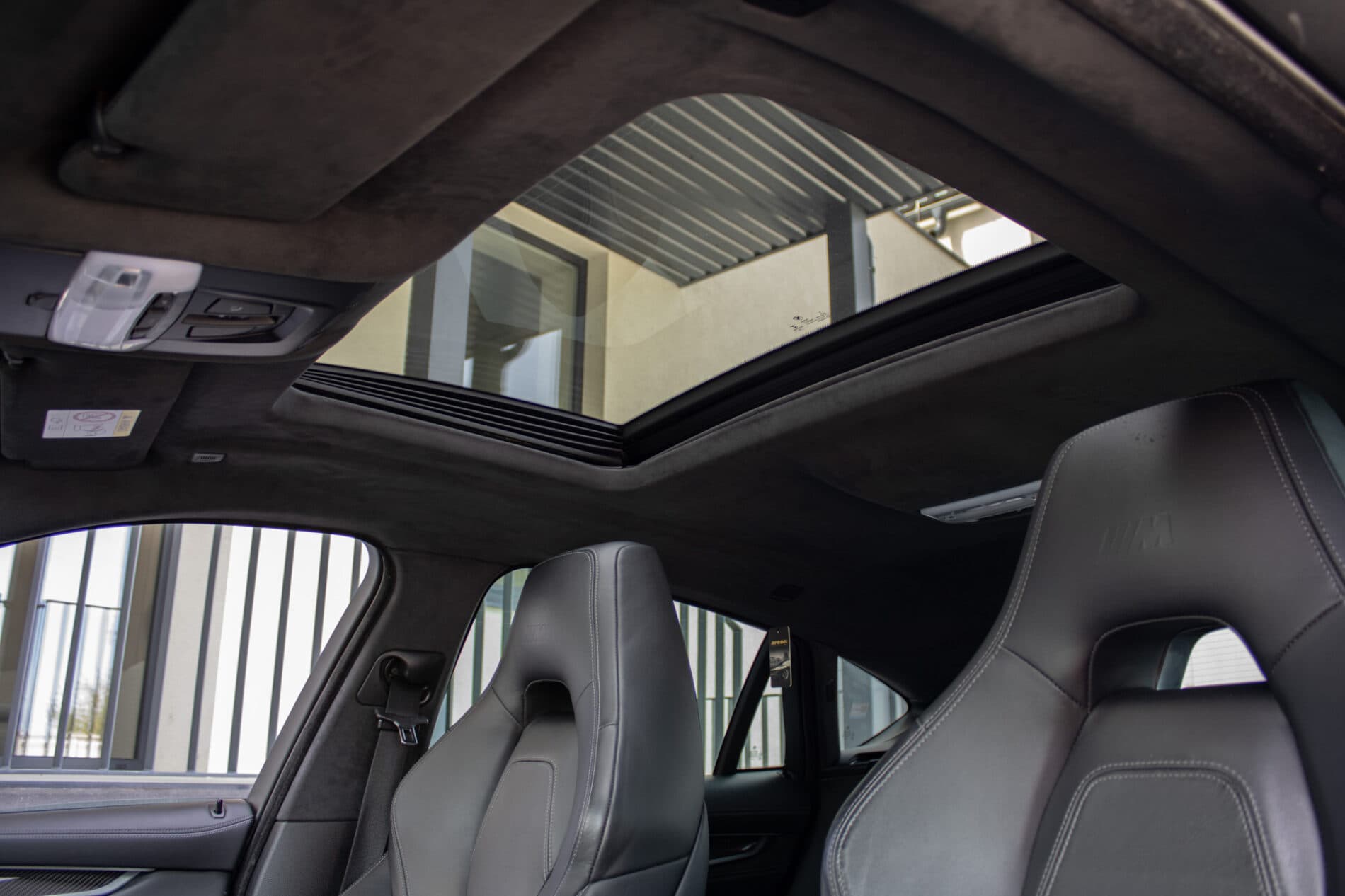 2016 BMW X6 M, biela suv, 227 553 km